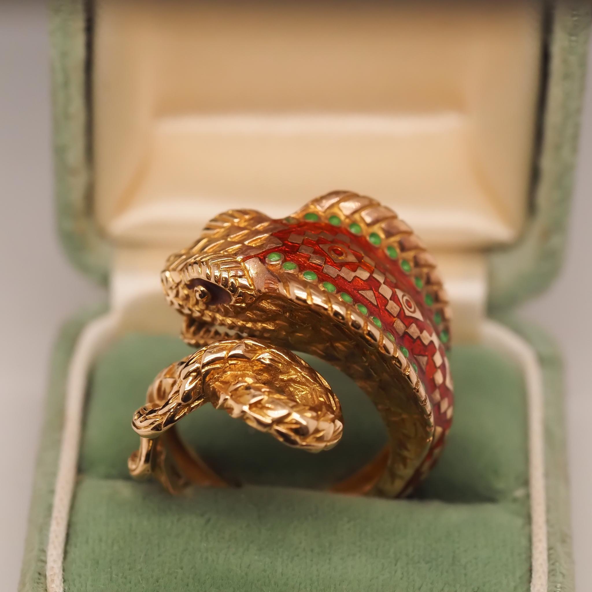 TITLE: Vintage Cobra Snake 18K Yellow Gold Enamel Ring For Sale 5