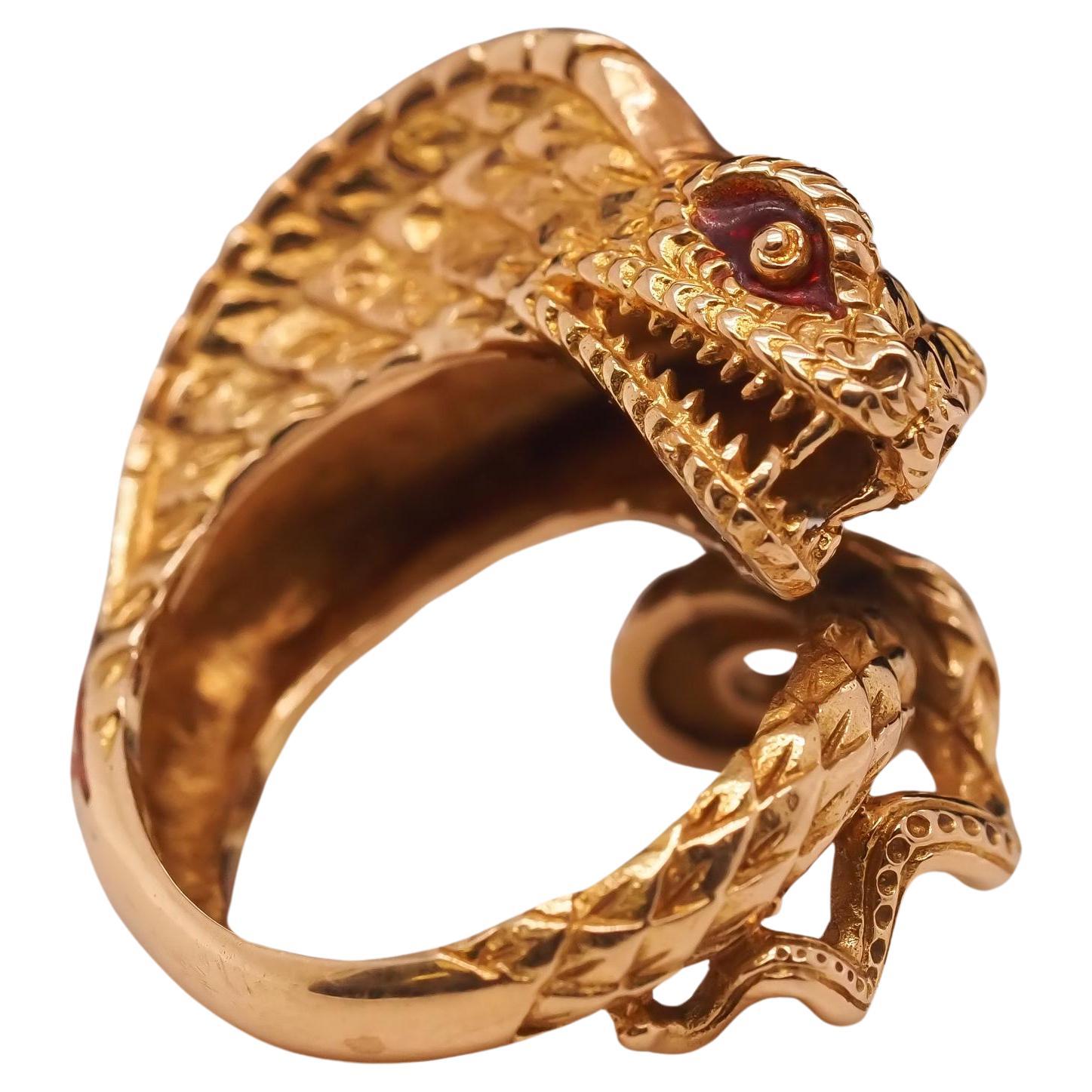 TITLE: Vintage Cobra Snake 18K Yellow Gold Enamel Ring For Sale