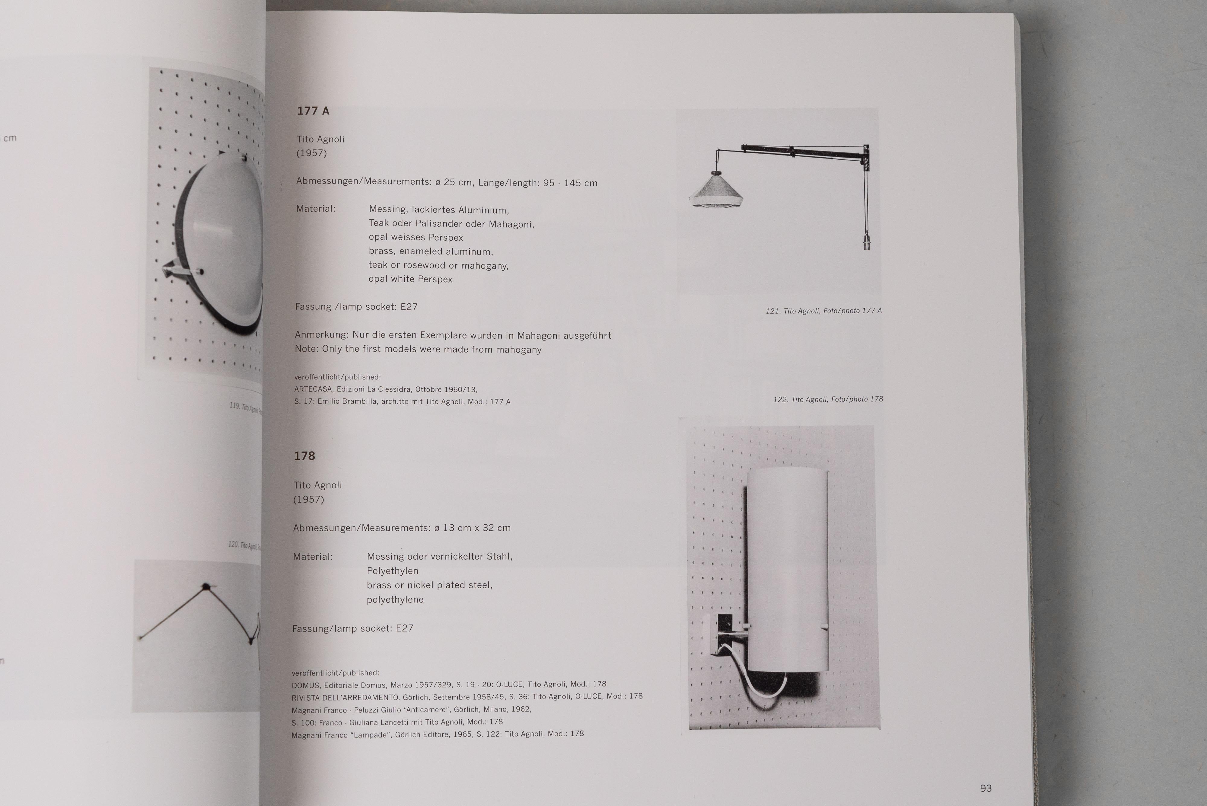 Tito Agnoli 177a wall lamp Oluce Italy 1957 For Sale 7