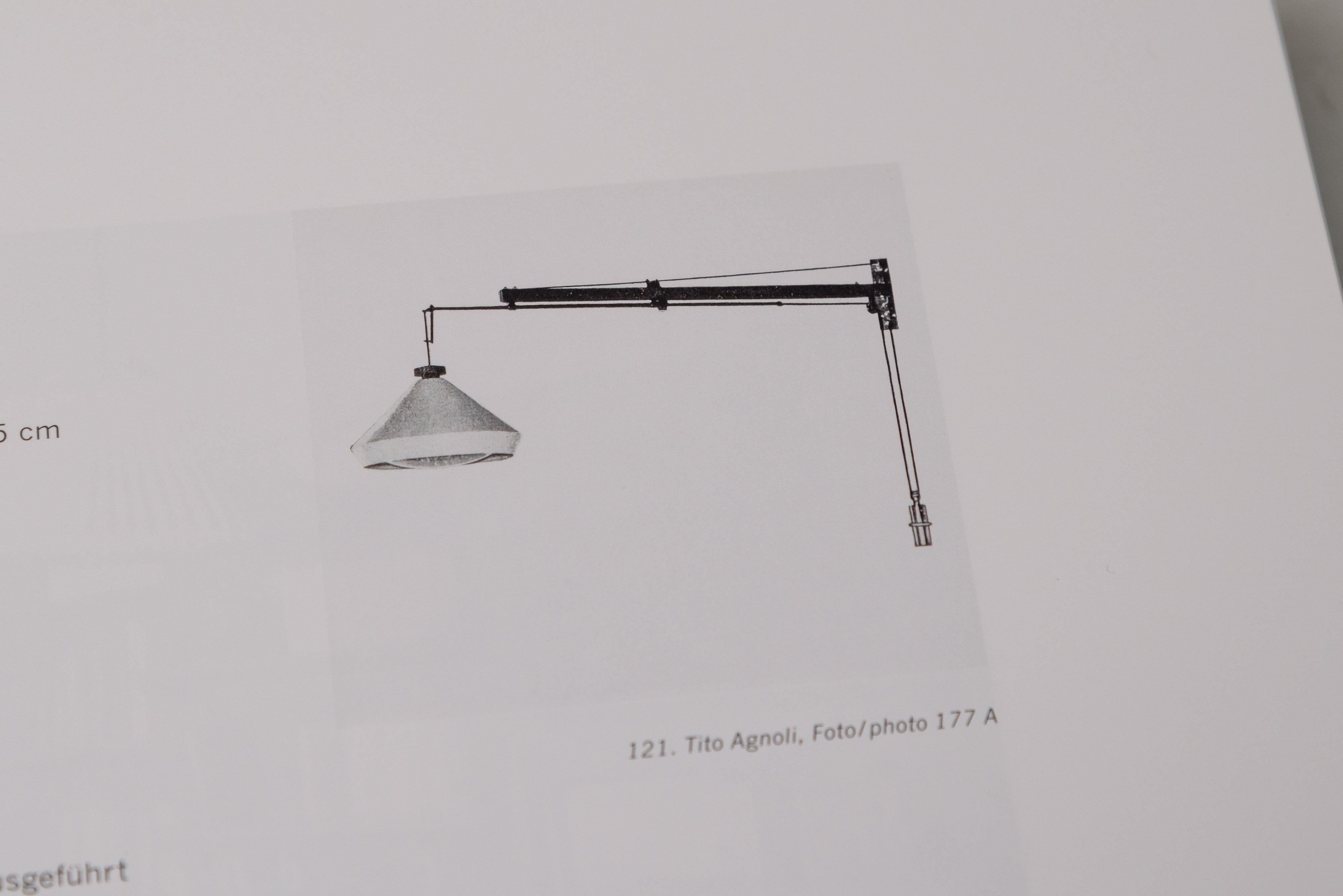 Tito Agnoli 177a wall lamp Oluce Italy 1957 For Sale 8