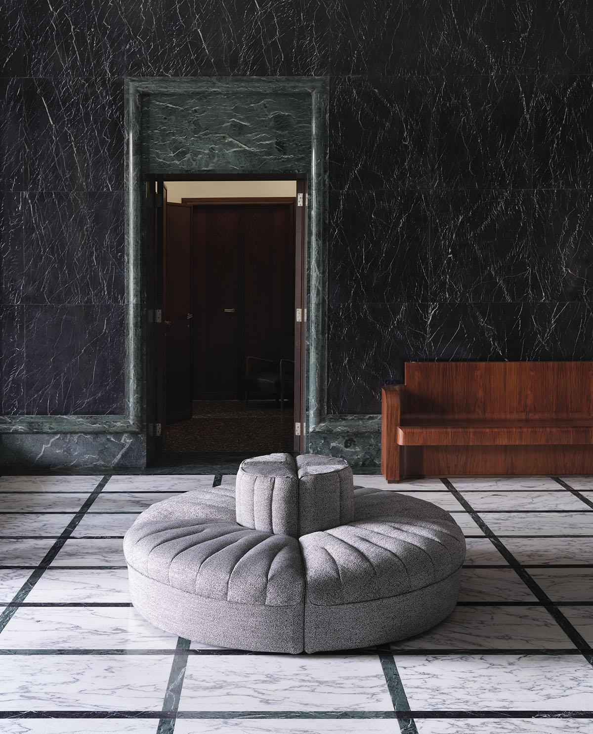 Tito Agnoli '9000' Sofa für Arflex 240cm (21. Jahrhundert und zeitgenössisch) im Angebot