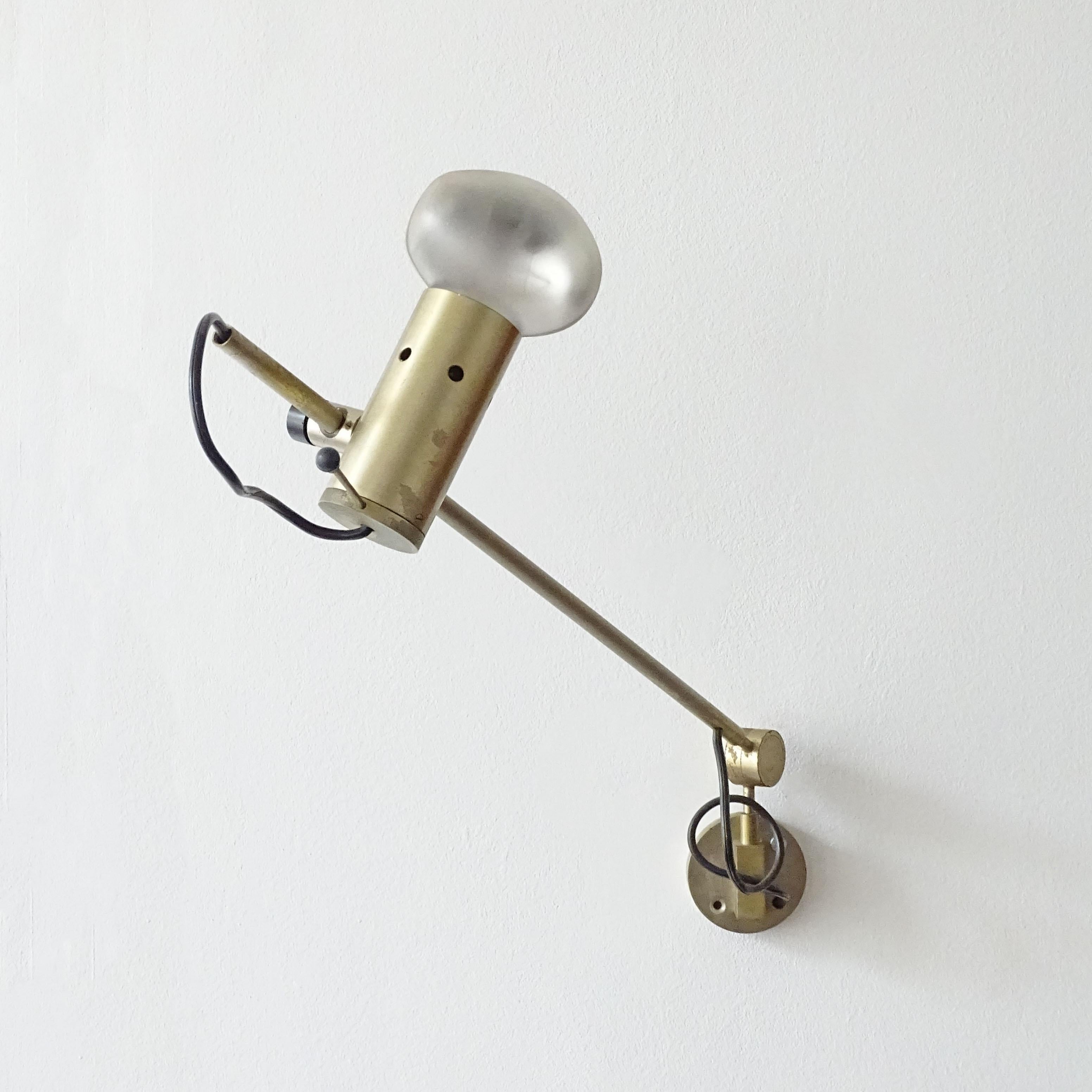 Tito Agnoli Model: 194 adjustable wall lamp for Oluce, Italy 1954