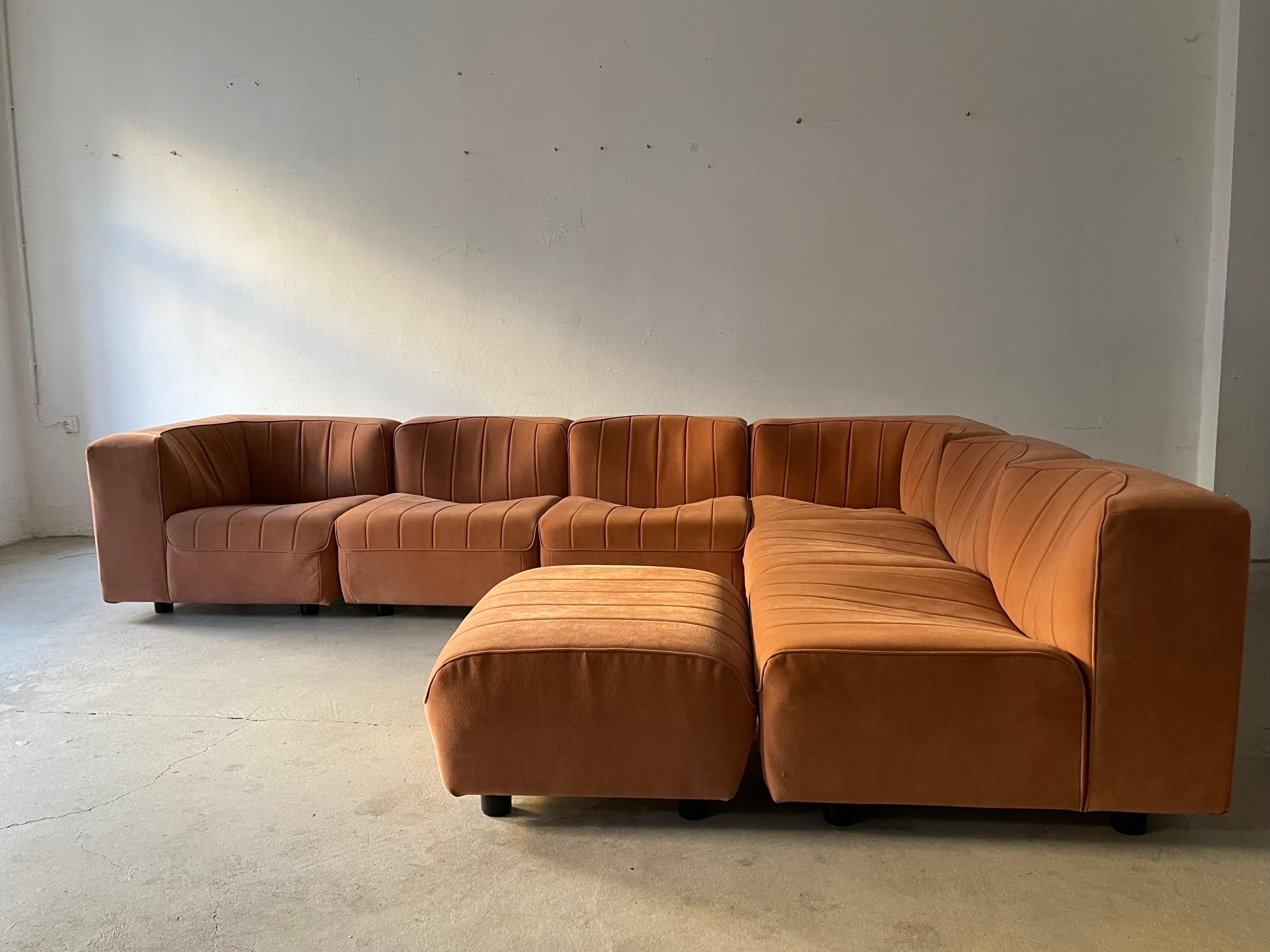 French Tito Agnoli Arflex Sectional Sofa Model '9000' in Terracotta Suede Upholstery For Sale