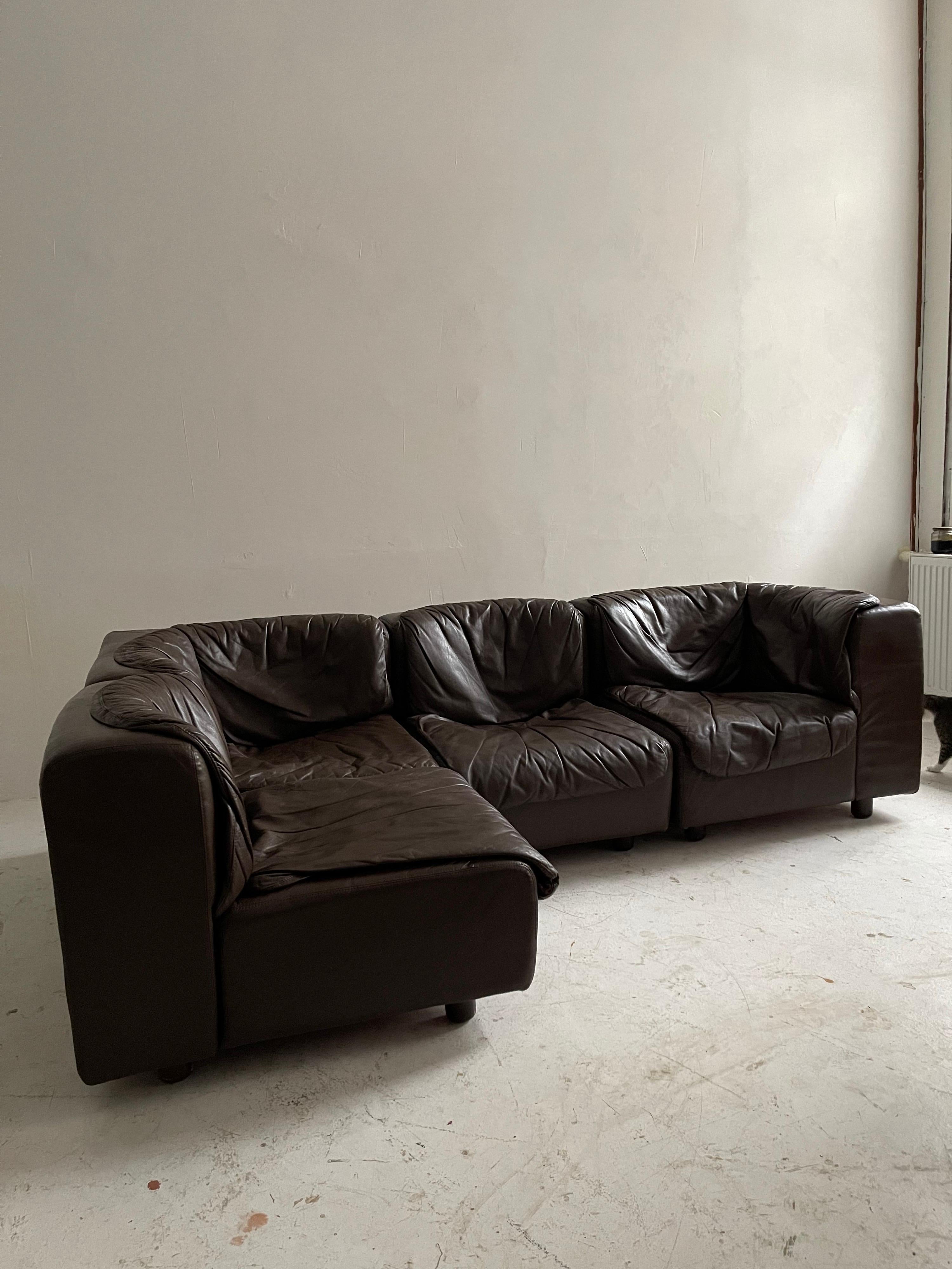 Late 20th Century Tito Agnoli Attributed Modular Sectional Soft Leather Sofa by Arflex, Italy 1970