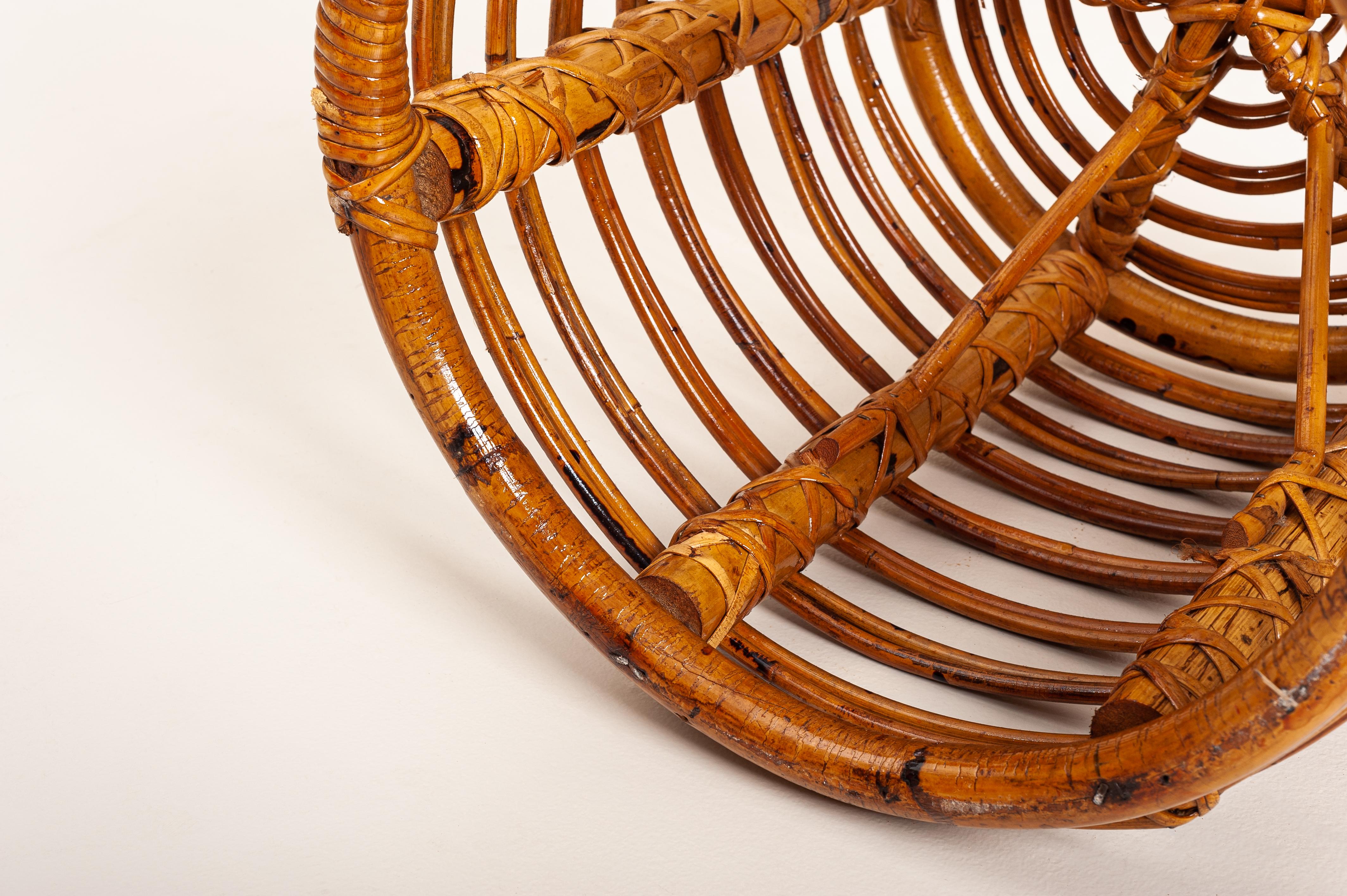 Hand-Knotted Tito Agnoli bamboo circular stool for Bonacina - Italy 1950s