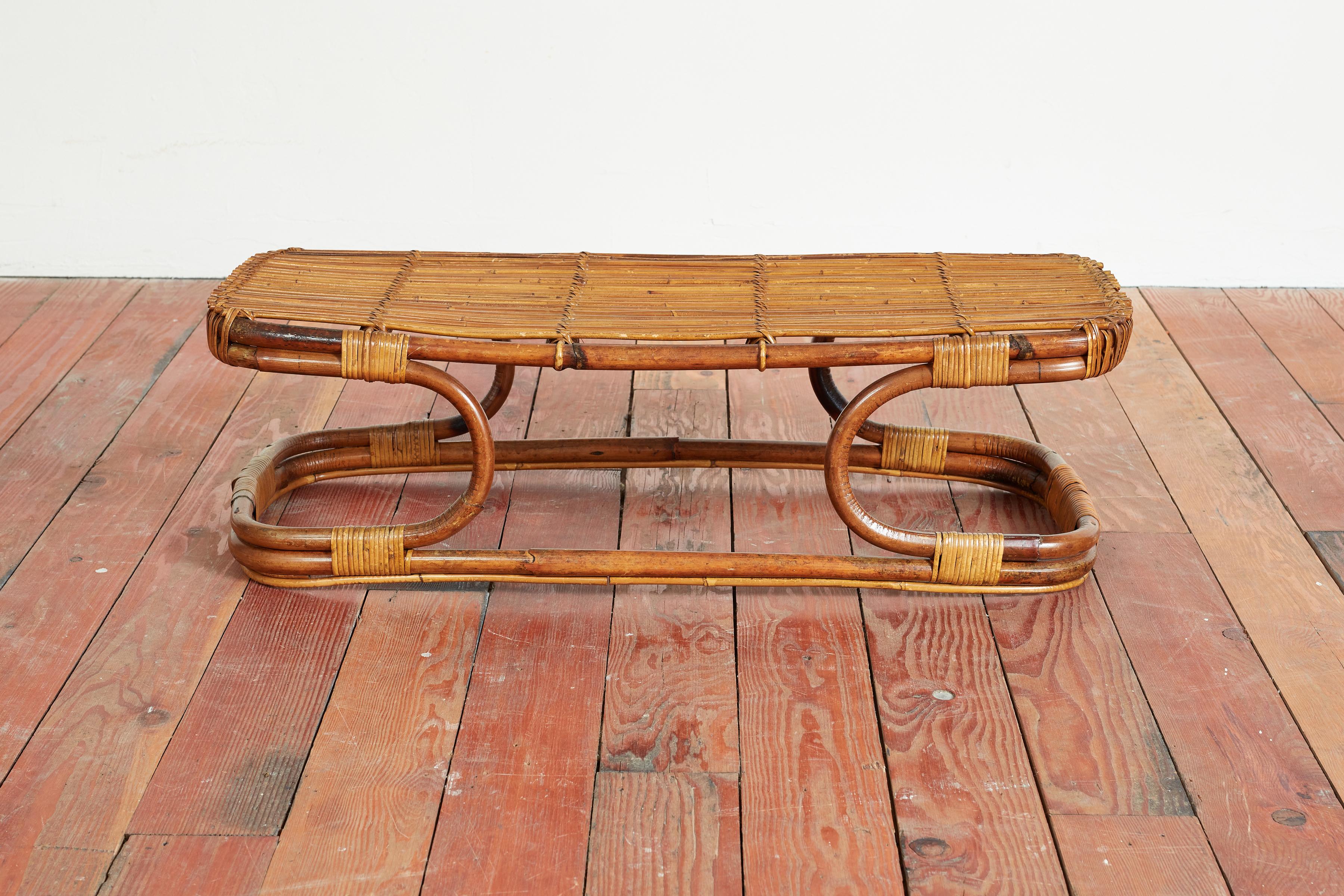 Simple bamboo table attributed to Tito Agnoli - Italy, 1950s
Bench rectangular shape with curved base.
