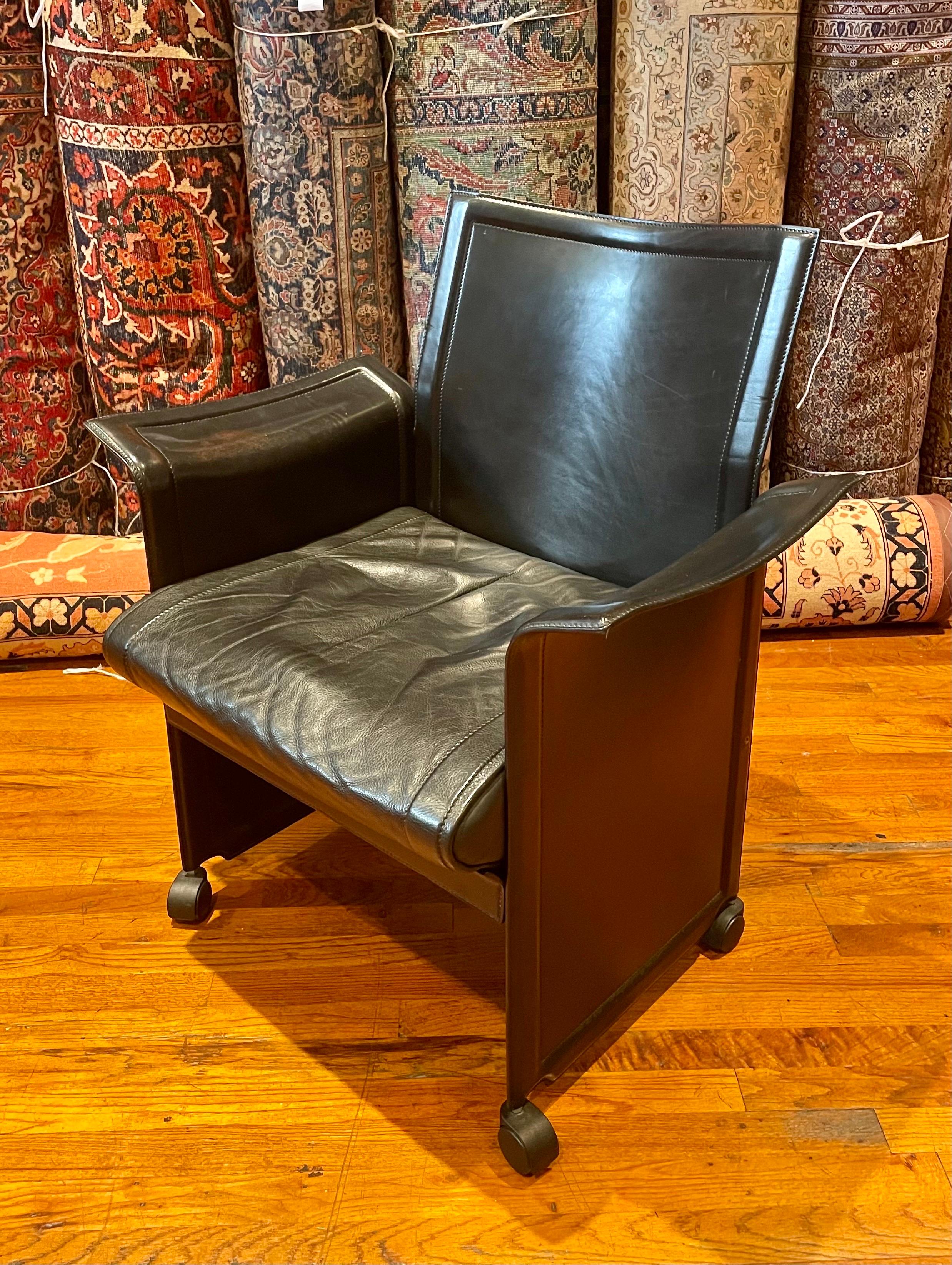Tito Agnoli Black Leather Korium Armchair for Matteo Grassi Postmodern In Good Condition In San Diego, CA