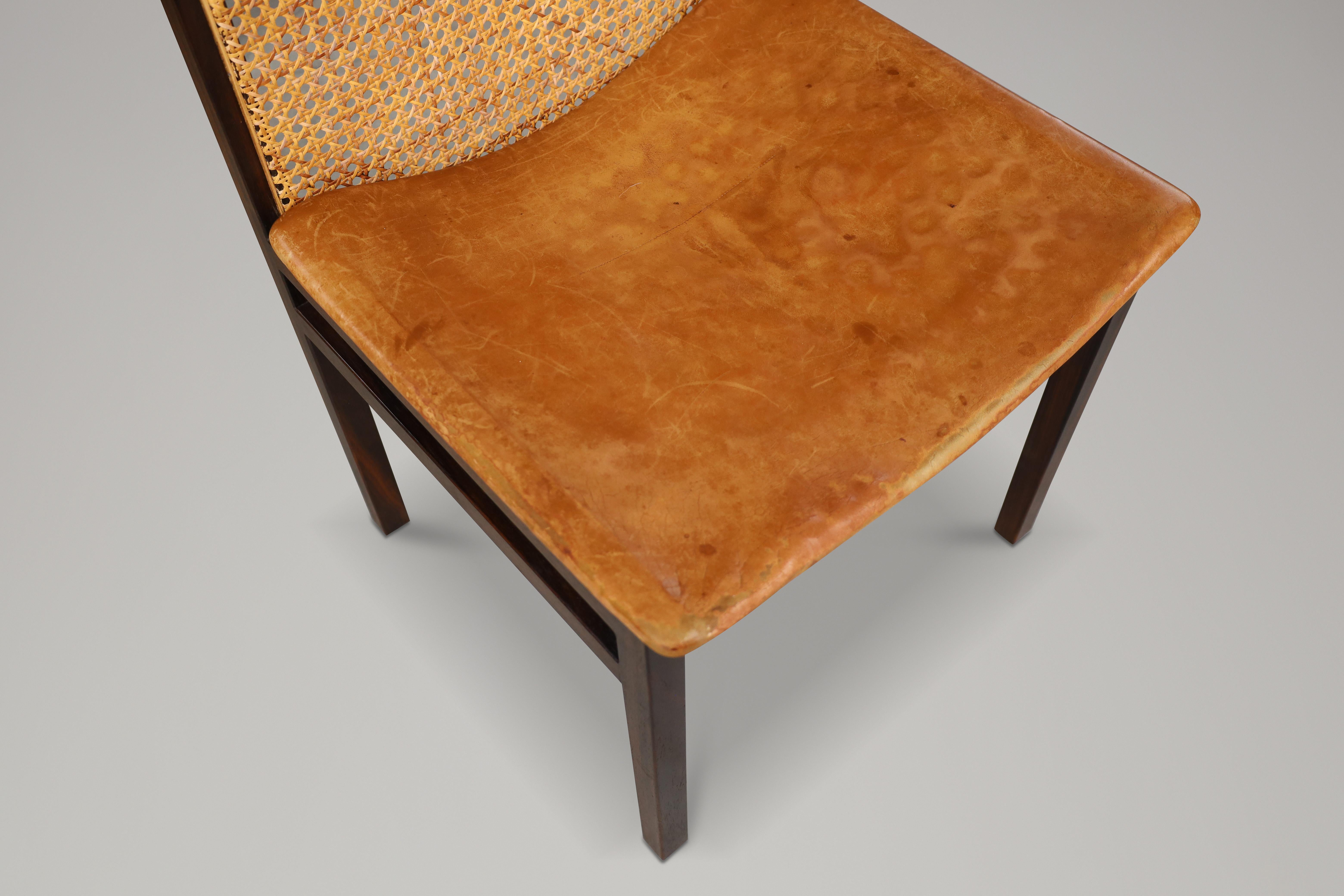 Sillas de comedor Tito Agnoli de caña y cuero coñac patinado, Italia 1966 en venta 3