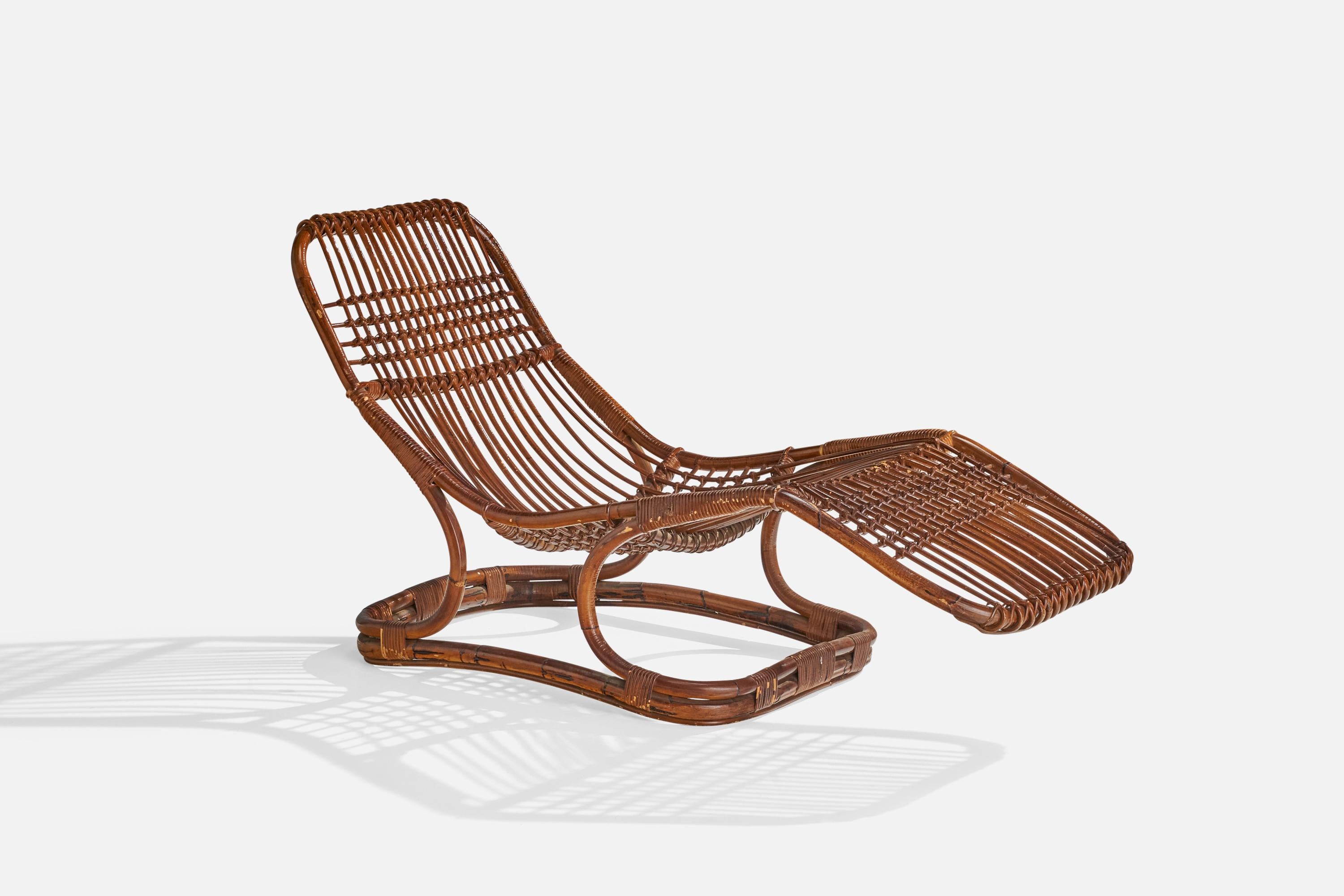 A moulded bamboo and rattan chaise longue designed by Tito Agnoli and produced by Pierantonio Bonacina, Italy, 1963.