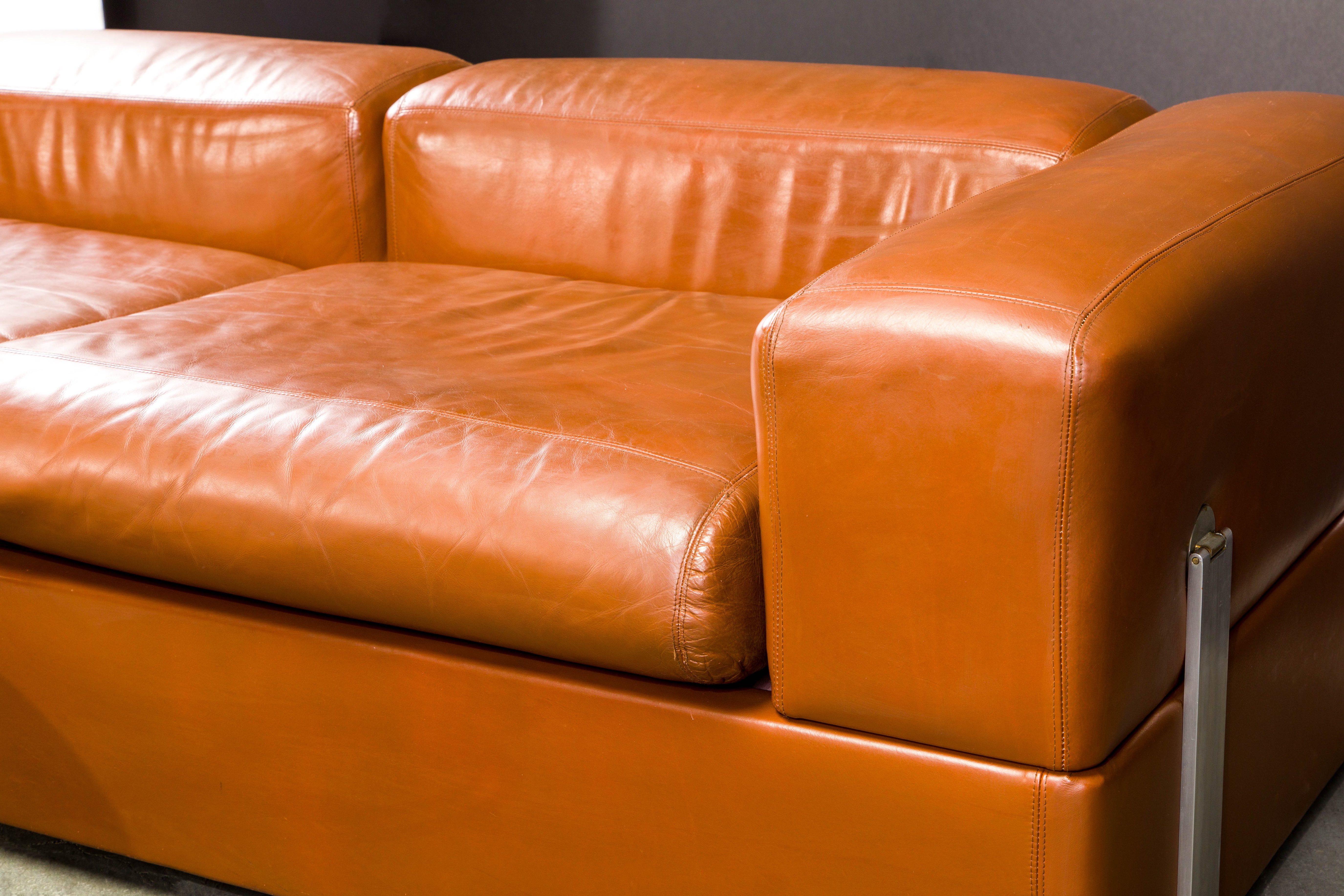 Tito Agnoli Cognac Leather Convertible Sofa Bed for Cinova, 1960s Italy, Signed 10
