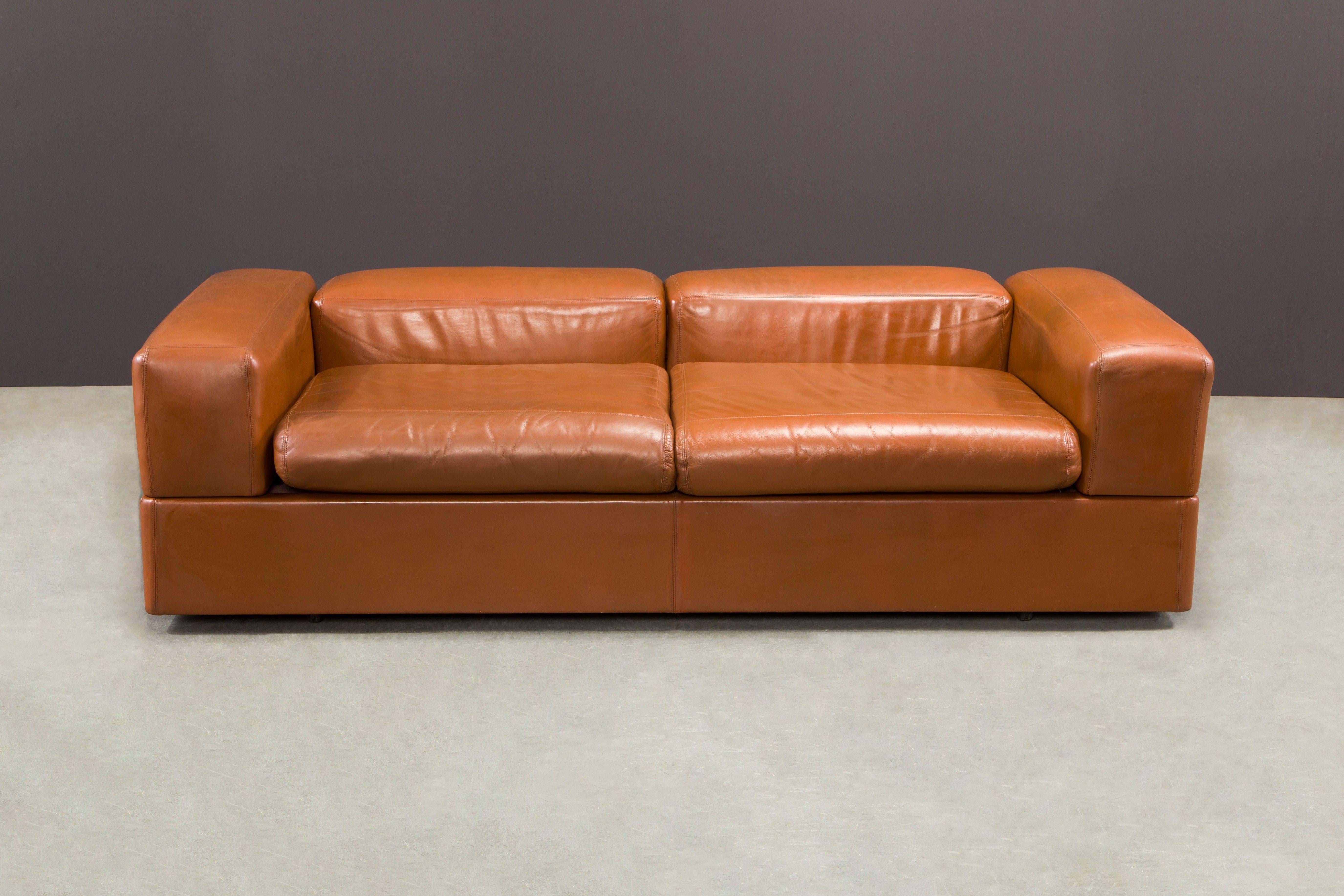 Mid-20th Century Tito Agnoli Cognac Leather Convertible Sofa Bed for Cinova, 1960s Italy, Signed