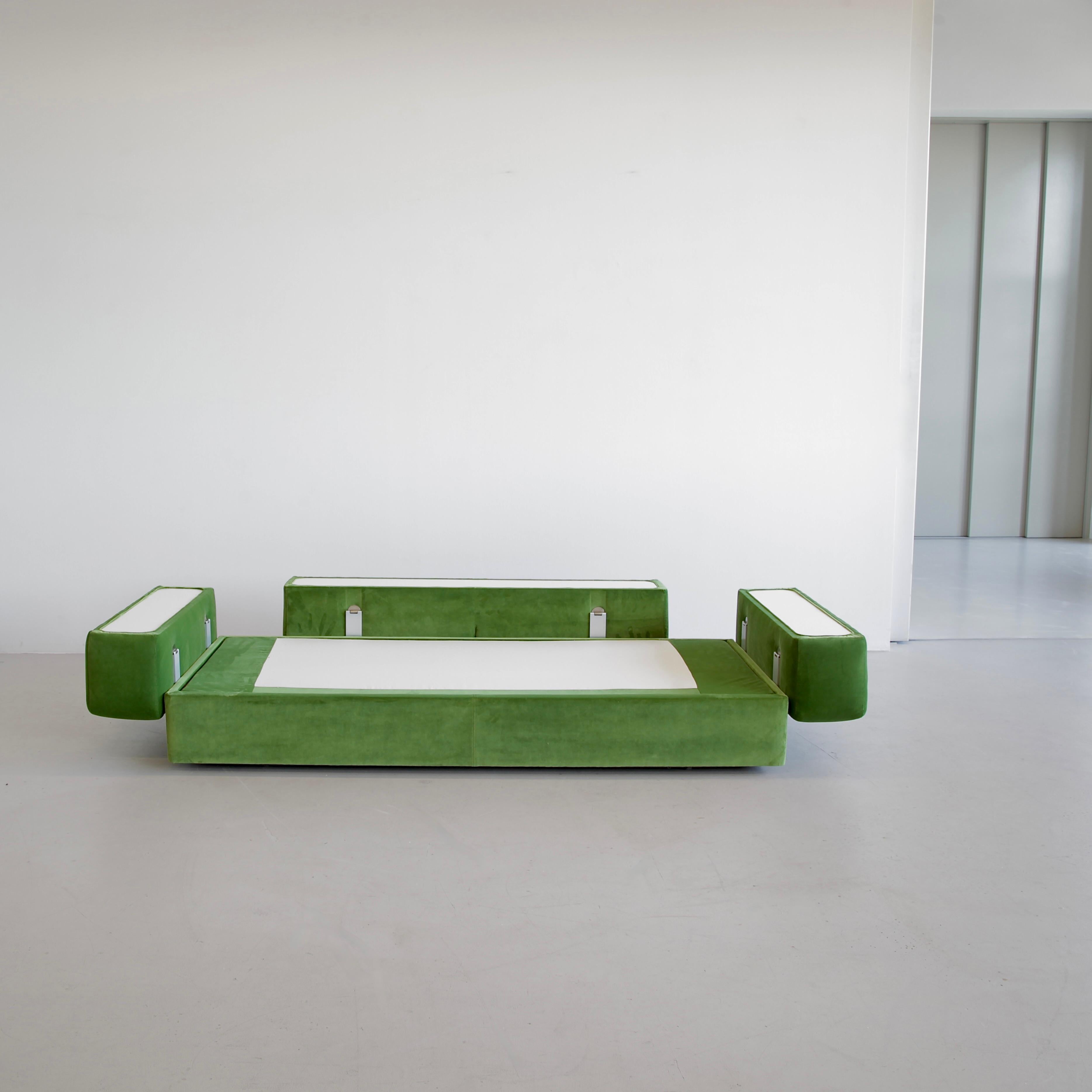 Mid-20th Century  Tito Agnoli Daybed Sofa (Model 711) Cinova Italy 1968