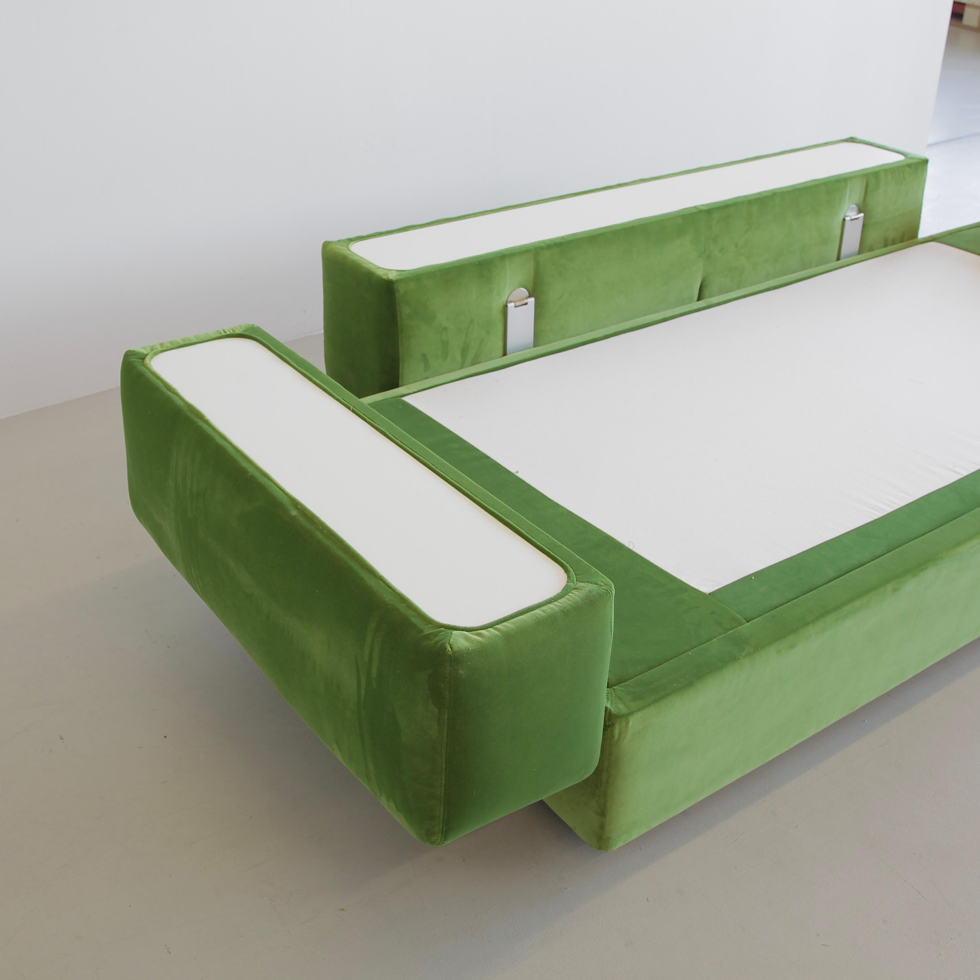 Velvet Tito Agnoli Daybed Sofa (Model 711) Cinova Italy 1968