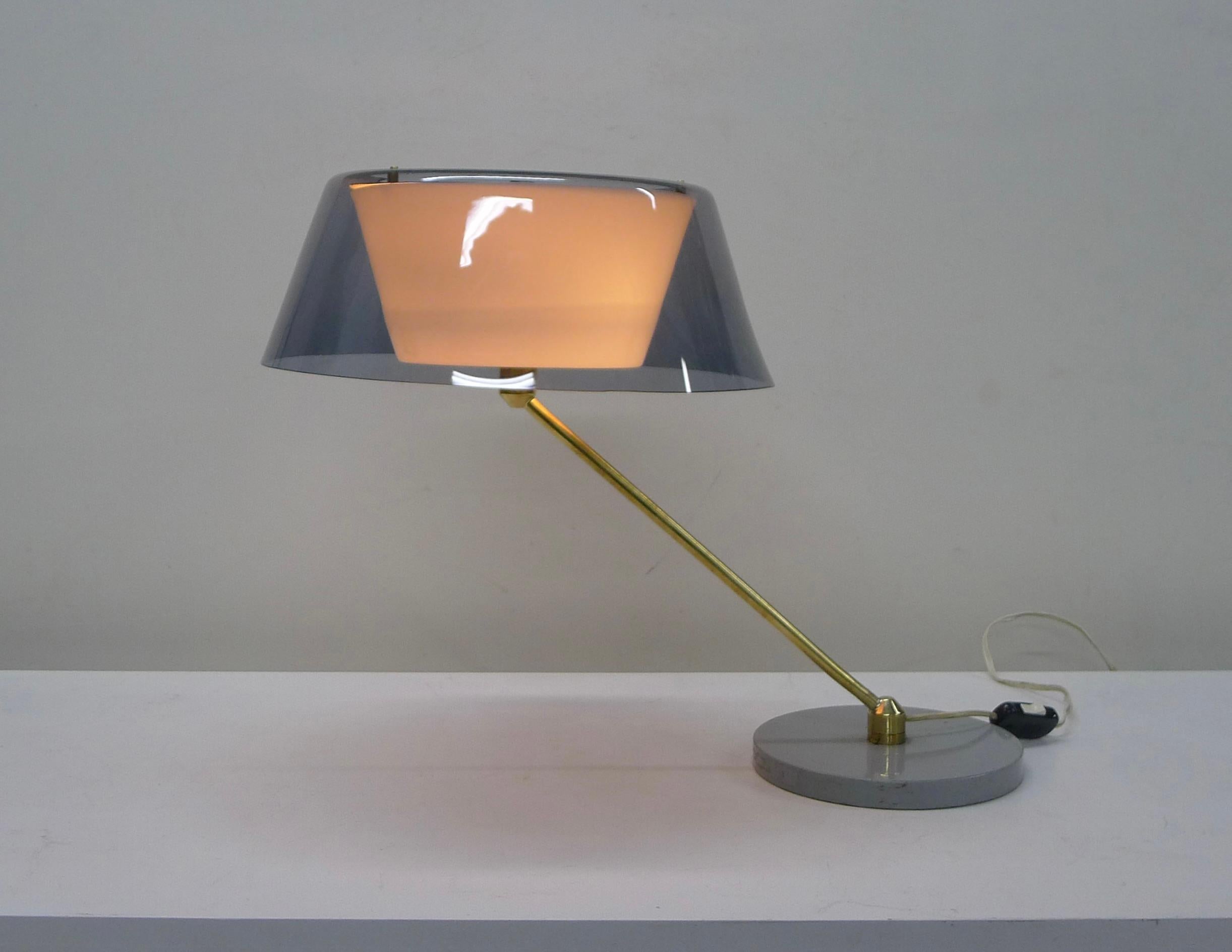 Tito Agnoli, Desk Lamp, Model No. 253 for O'Luce Italy, circa 1960 In Good Condition For Sale In Wargrave, Berkshire