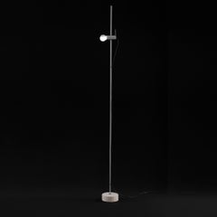 Tito Agnoli Stehlampe „Agnoli“ aus Marmor und Metall von Oluce
