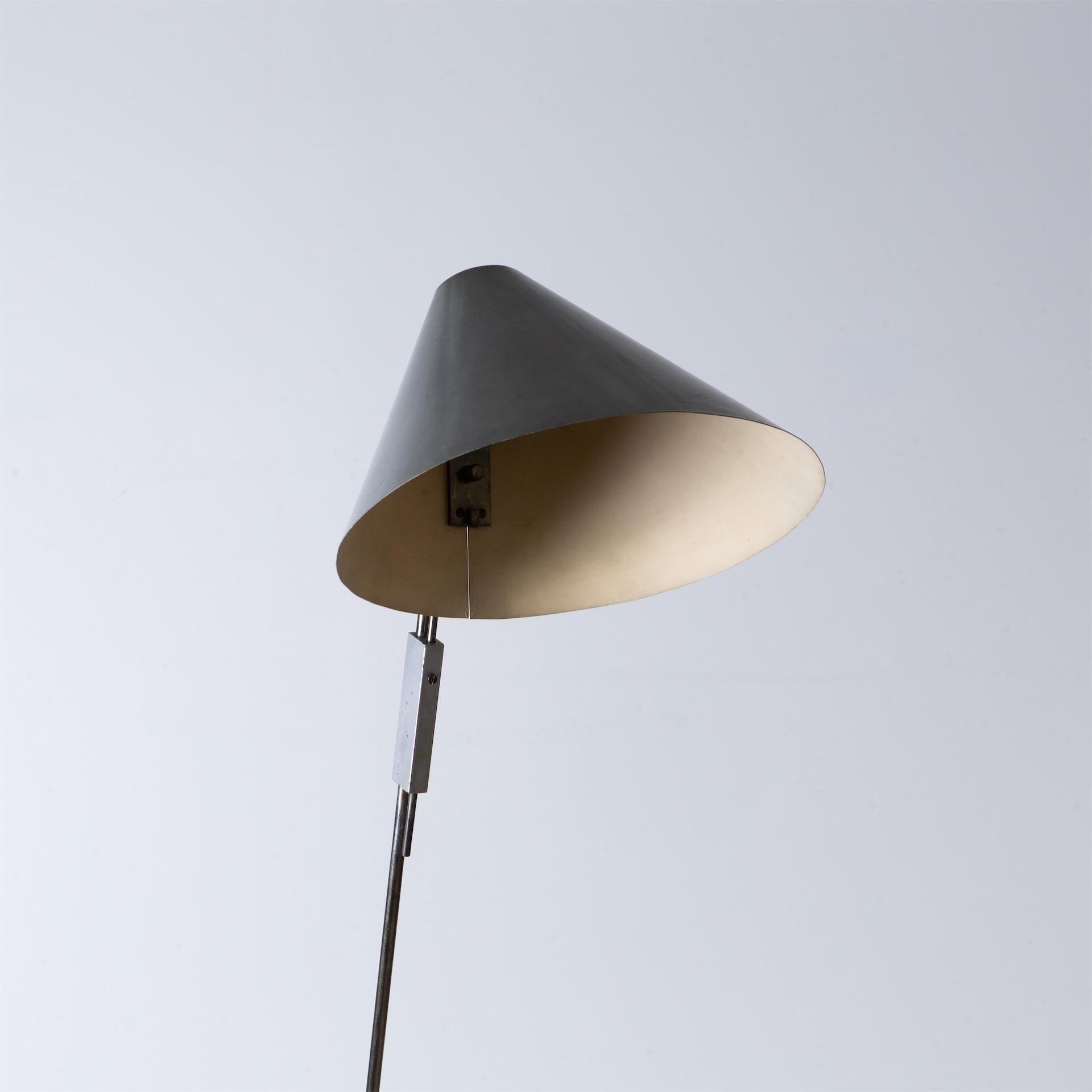 Mid-Century Modern Tito Agnoli Floor Lamp Model '363' for O-Luce, Italy, Designed in 1954
