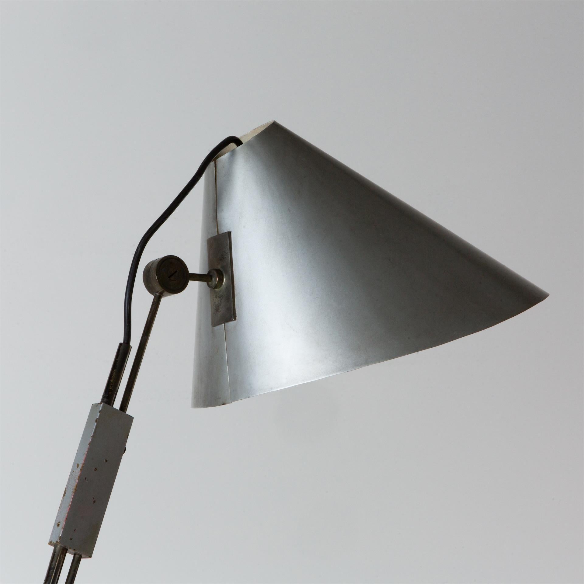Italian Tito Agnoli Floor Lamp Model '363' for O-Luce, Italy, Designed in 1954