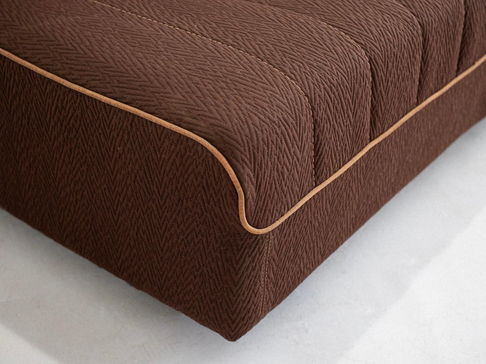 Tissu d'ameublement Tito Agnoli pour Arflex 9000 Sofa - 4 Pieces en vente