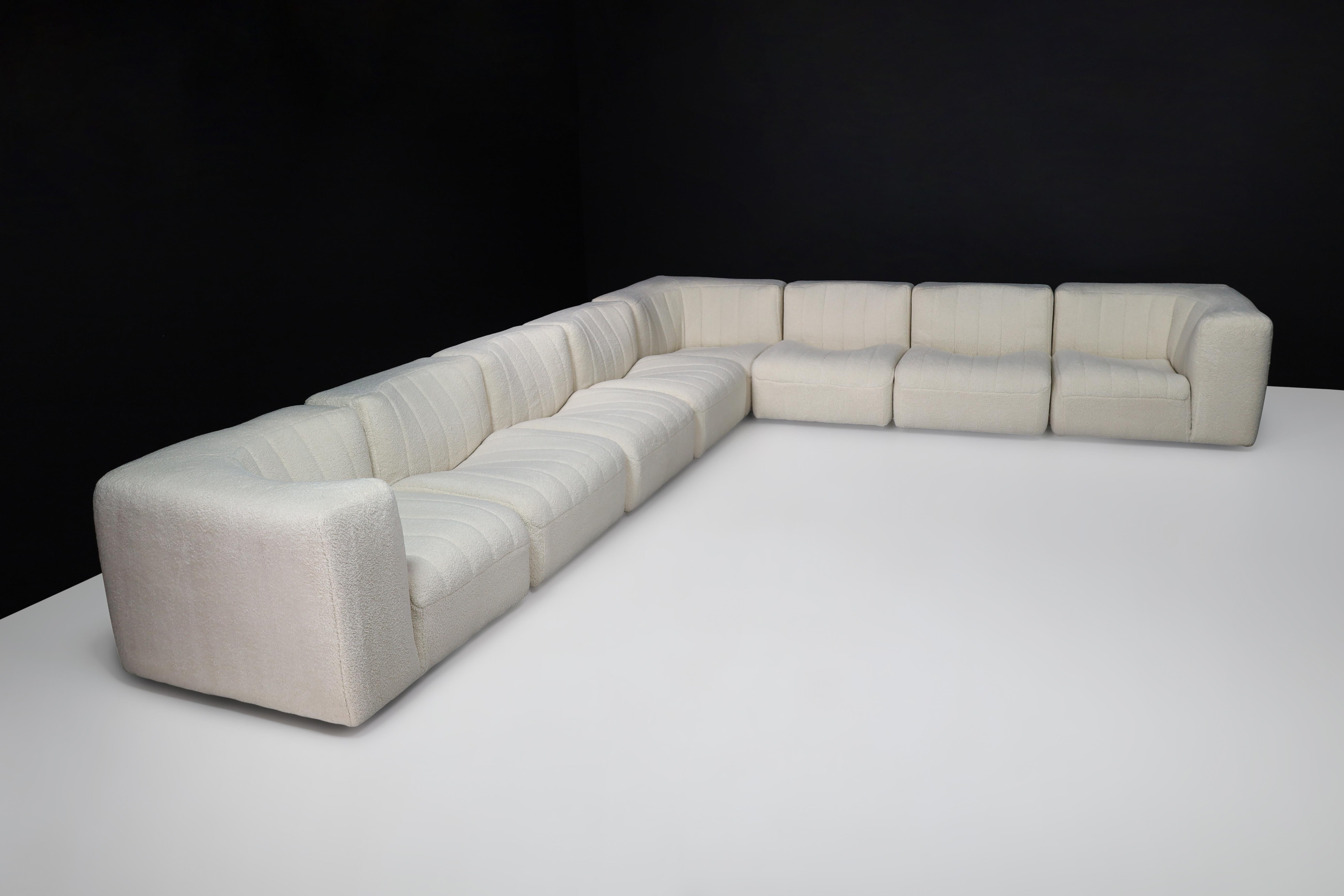 Tito Agnoli for Arflex, Modular Sofa Model '9000', in Teddy Re-Upholstery 1970s For Sale 10