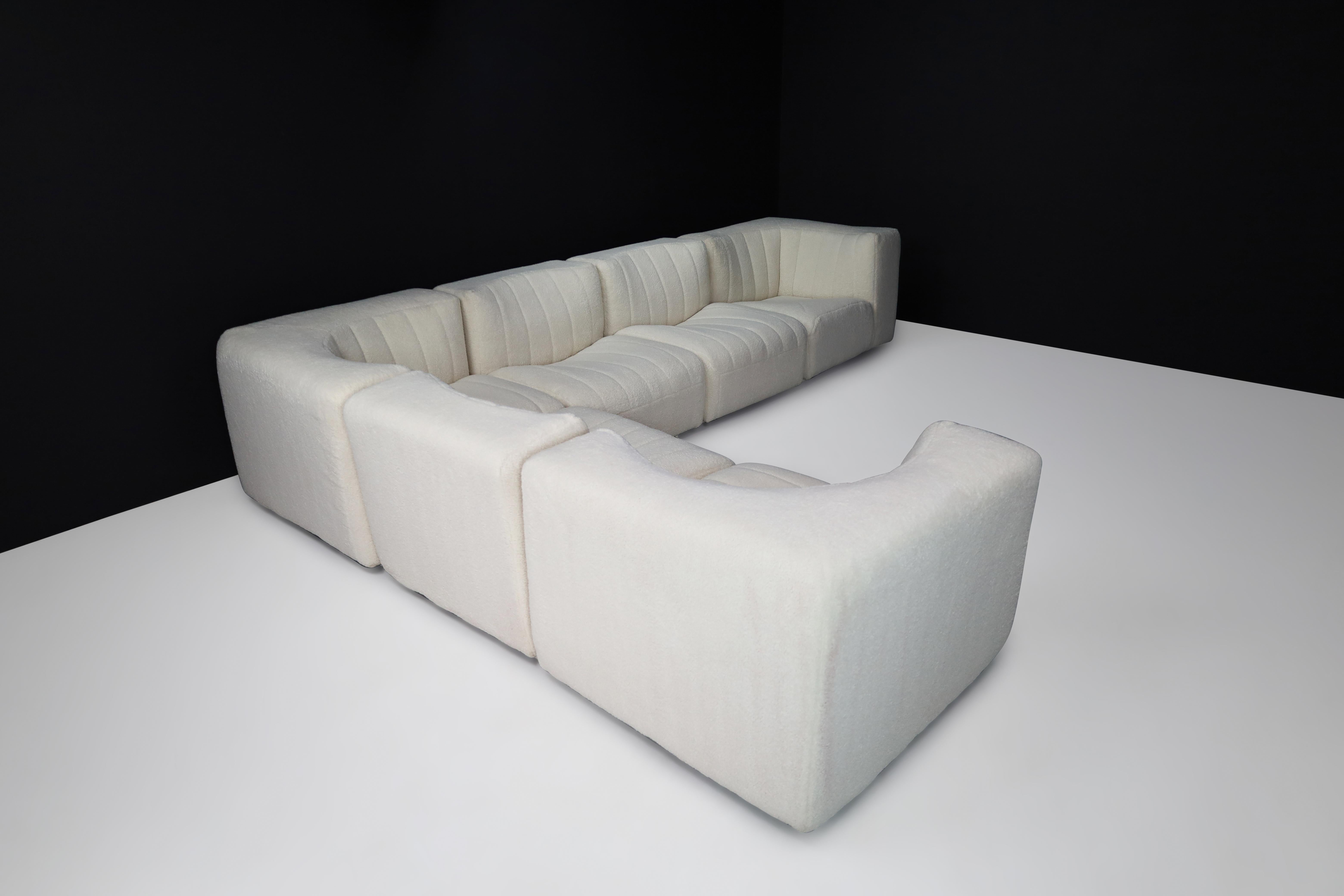 20th Century Tito Agnoli for Arflex, Modular Sofa Model '9000', in Teddy Re-Upholstery 1970s For Sale