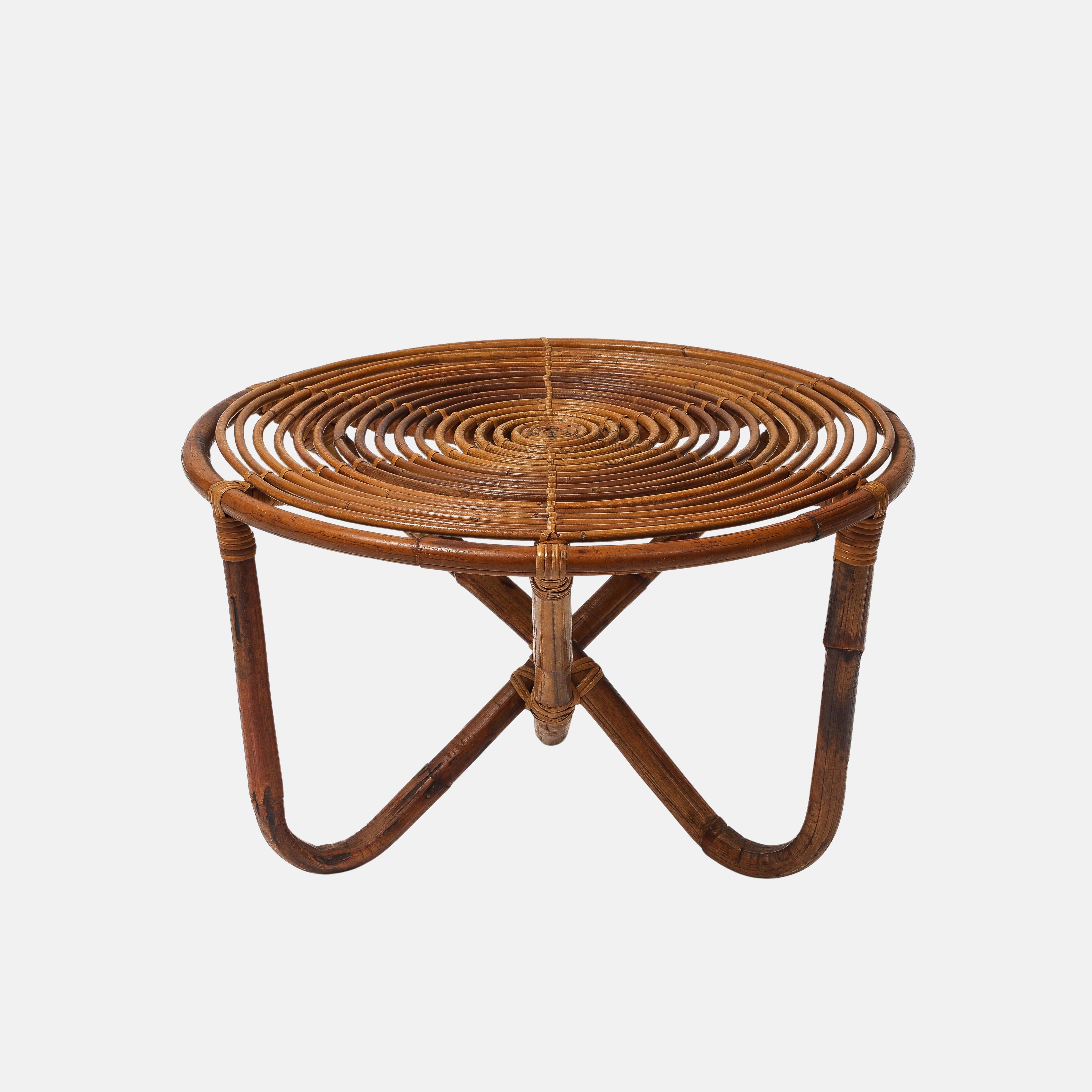 Mesa de centro redonda de bambú y ratán Tito Agnoli para Bonacina BT2, Italia, años 60 Italiano en venta