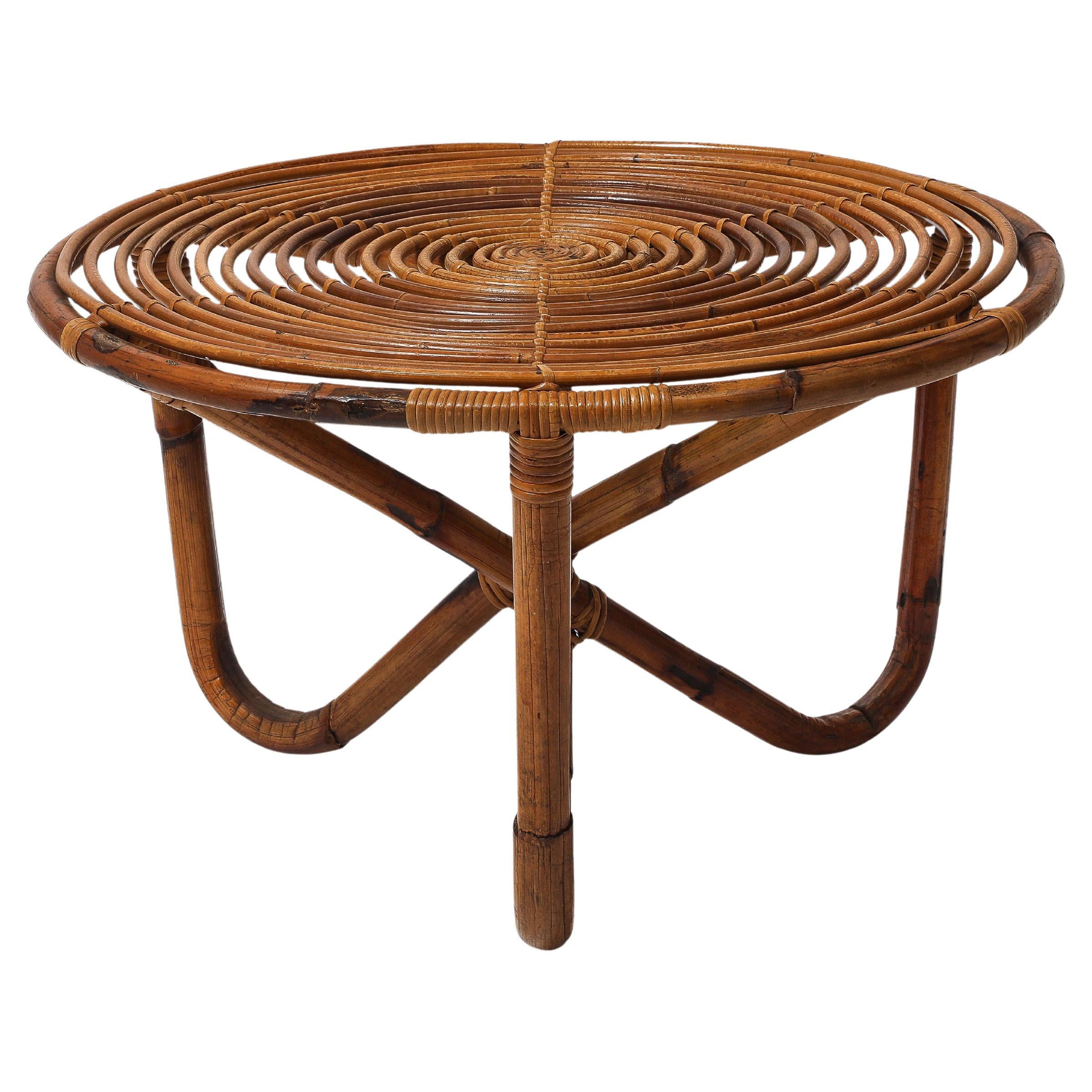 Mesa de centro redonda de bambú y ratán Tito Agnoli para Bonacina BT2, Italia, años 60 en venta
