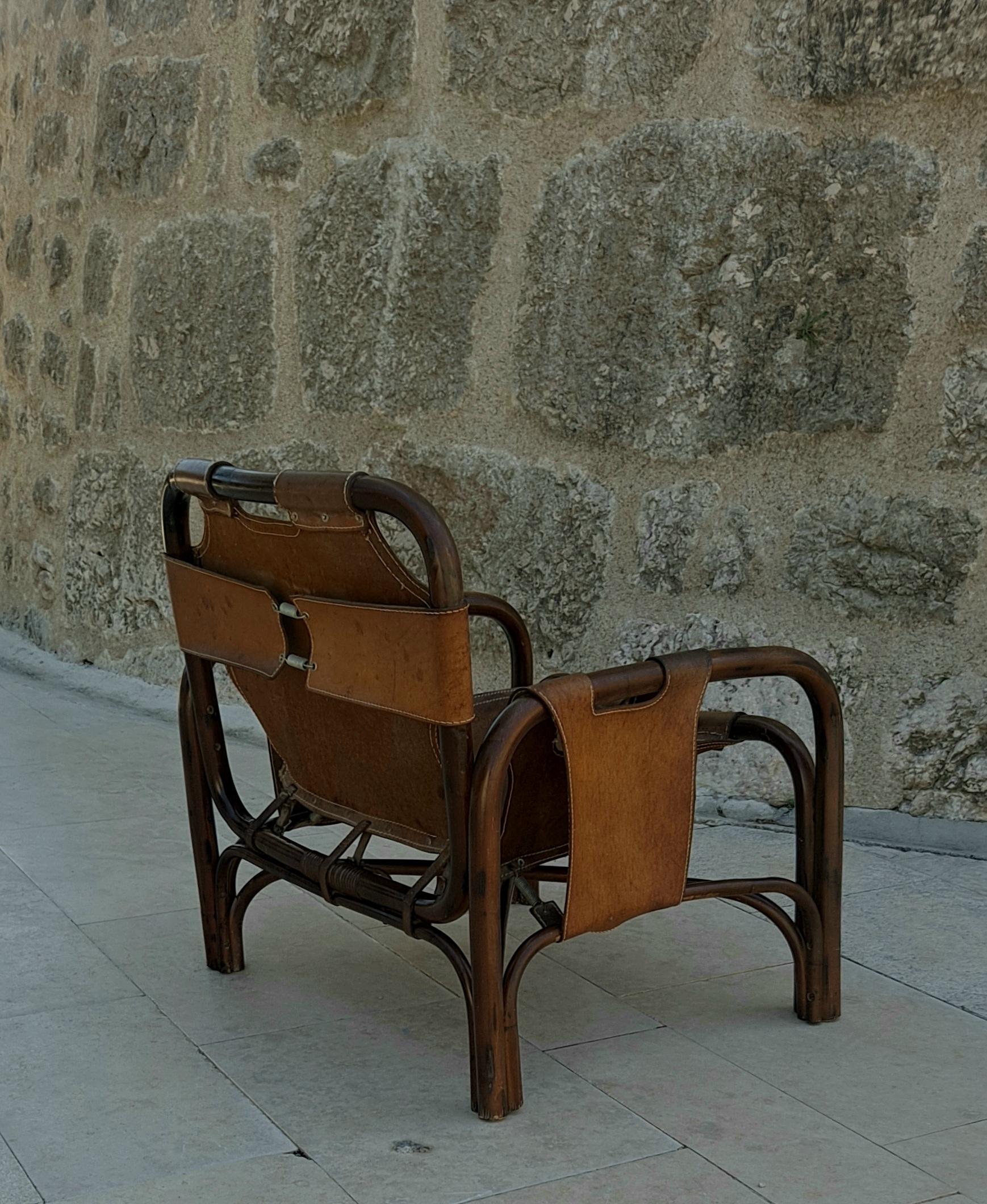Italian Tito Agnoli for Bonacina Pair of Rattan Lounge Chairs For Sale