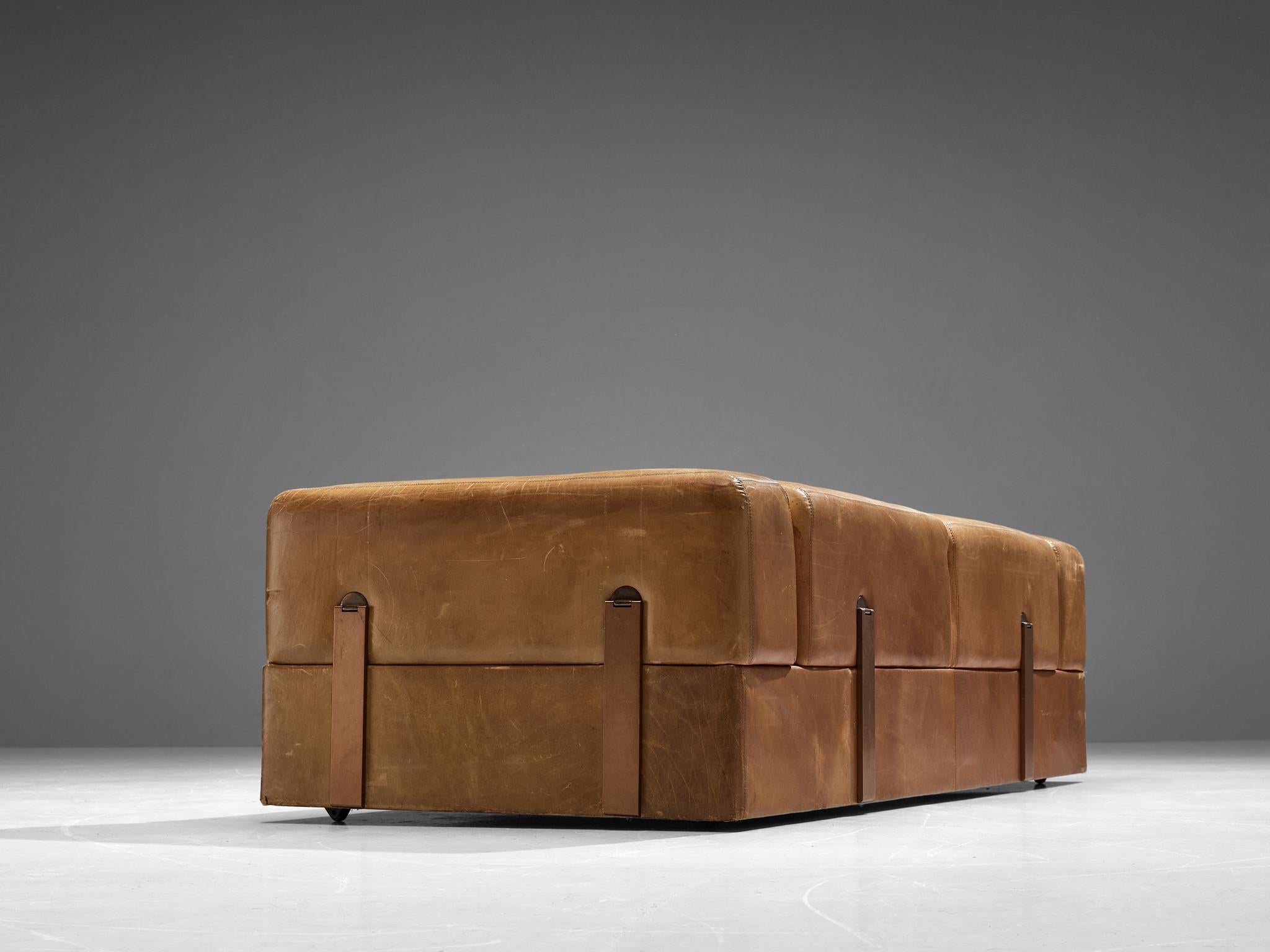 Tito Agnoli for Cinova Daybed Sofa in Cognac Leather  For Sale 1