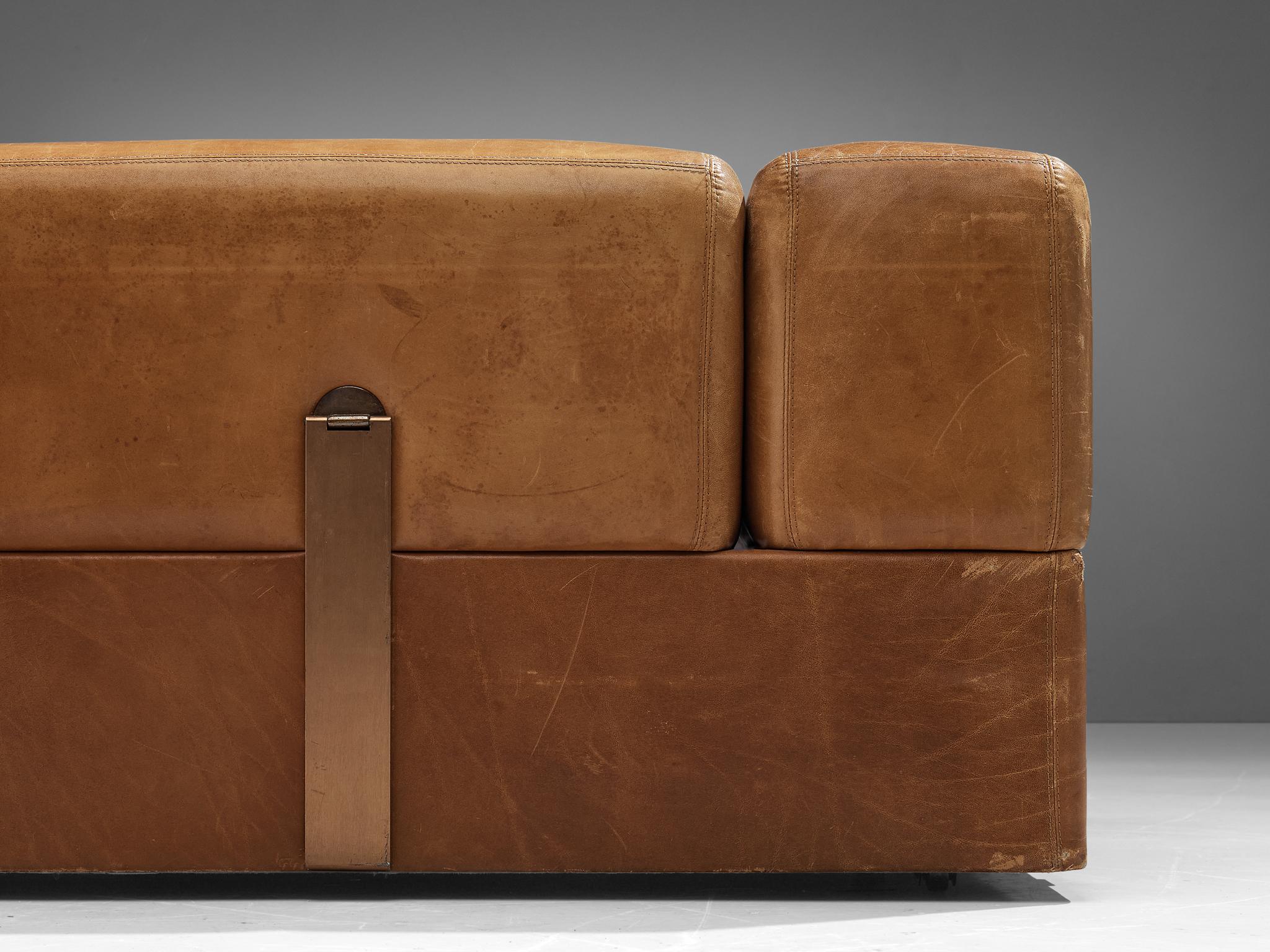 Tito Agnoli für Cinova: Tagesbett Sofa aus cognacfarbenem Leder  (Mitte des 20. Jahrhunderts) im Angebot