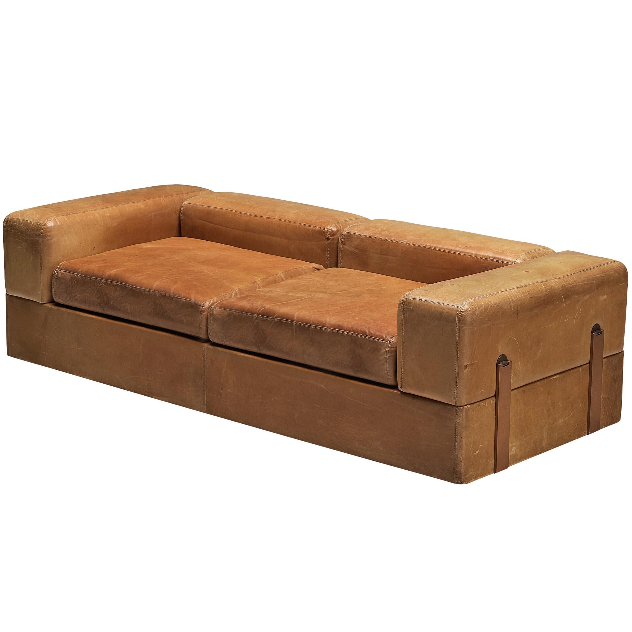 Tito Agnoli for Cinova Daybed Sofa in Cognac Leather For Sale