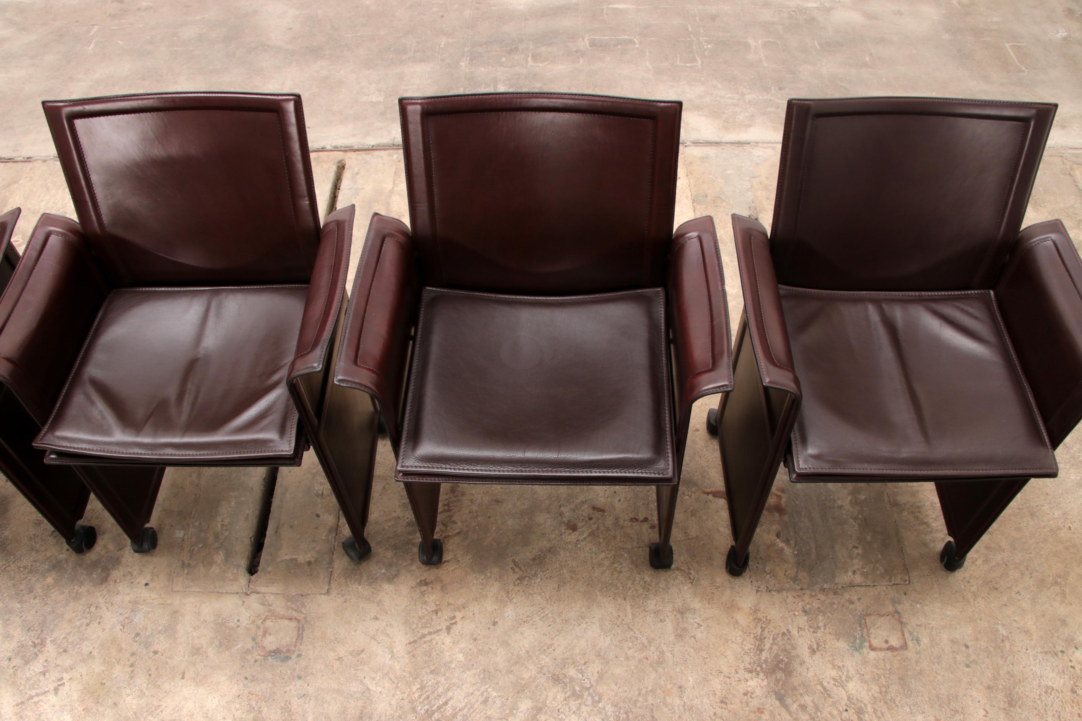 Table de salle à manger et six chaises en cuir Tito Agnoli pour Matteo Grassi en vente 14