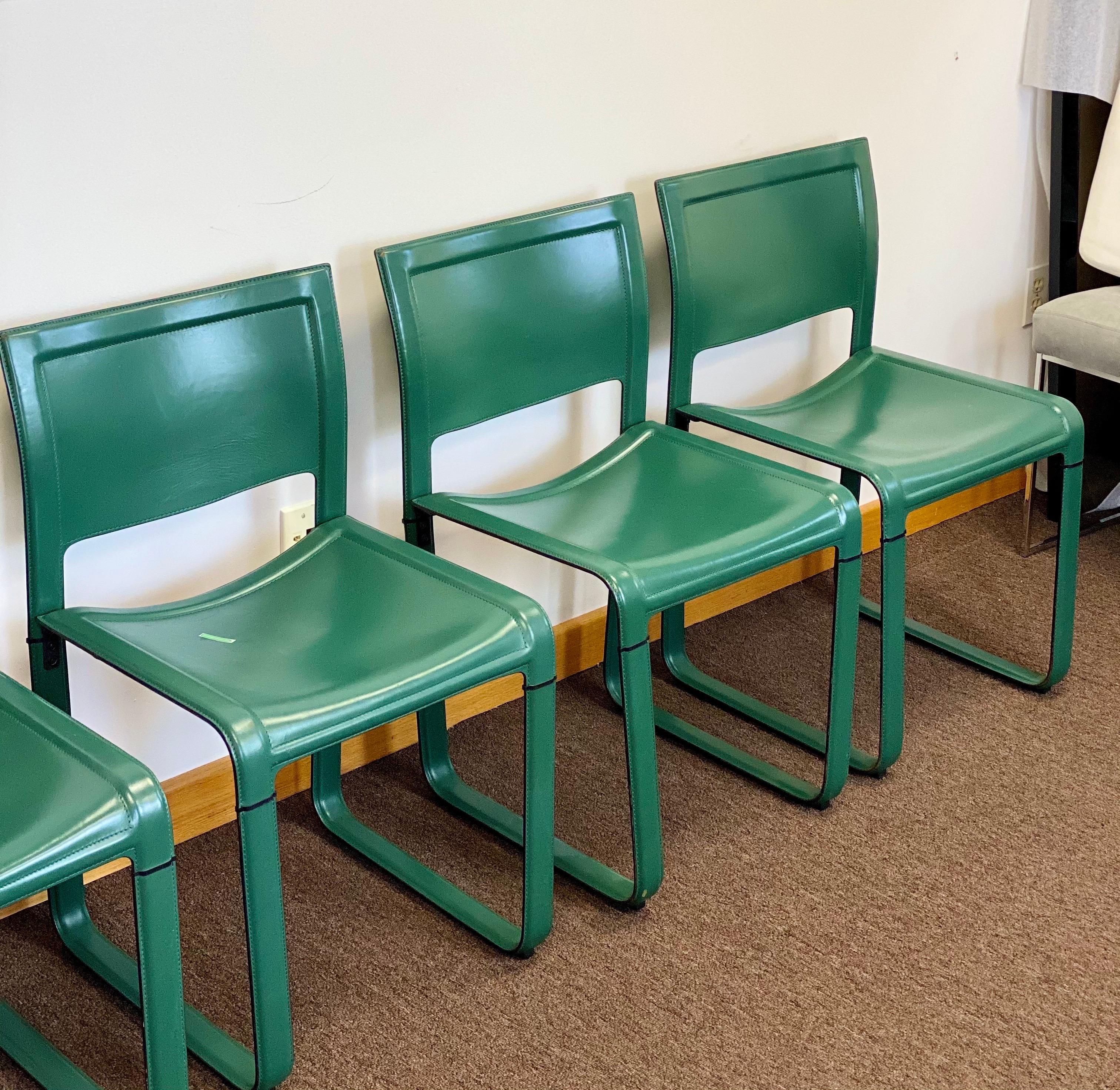 Mid-Century Modern Tito Agnoli for Matteo Grassi Sistena Green Leather Dining Chairs, Set of 5