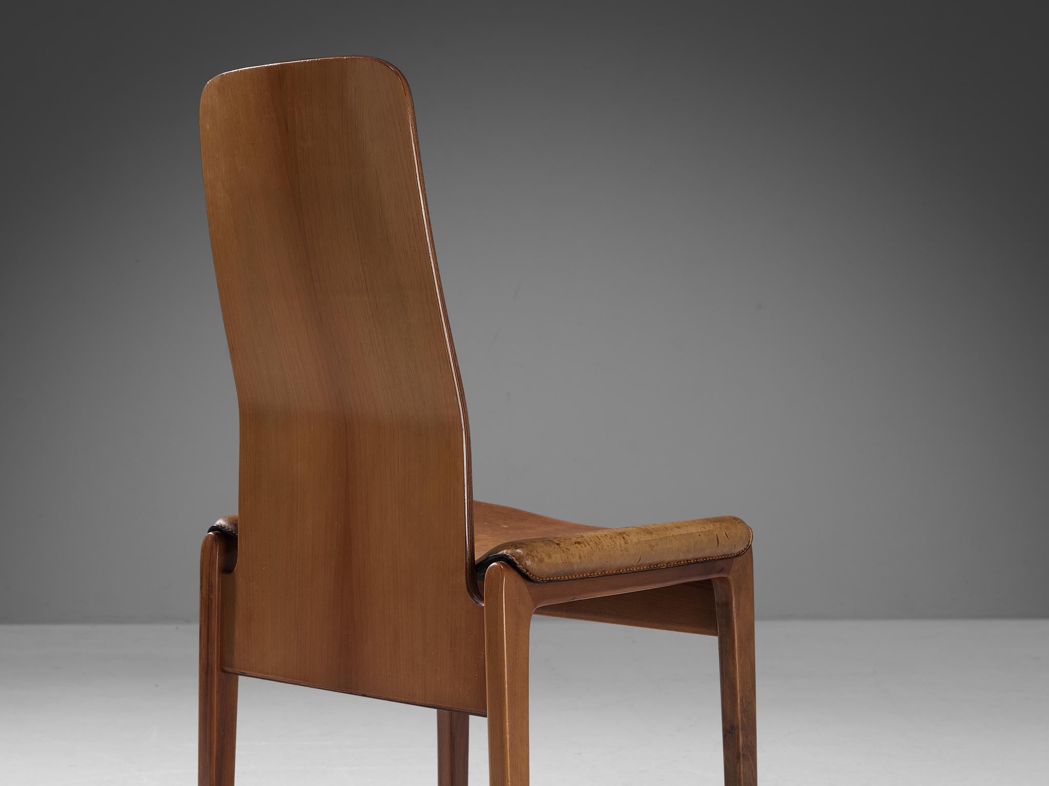 Italian Tito Agnoli for Molteni Set of Four 'Fiorenza' Dining Chairs in Leather For Sale