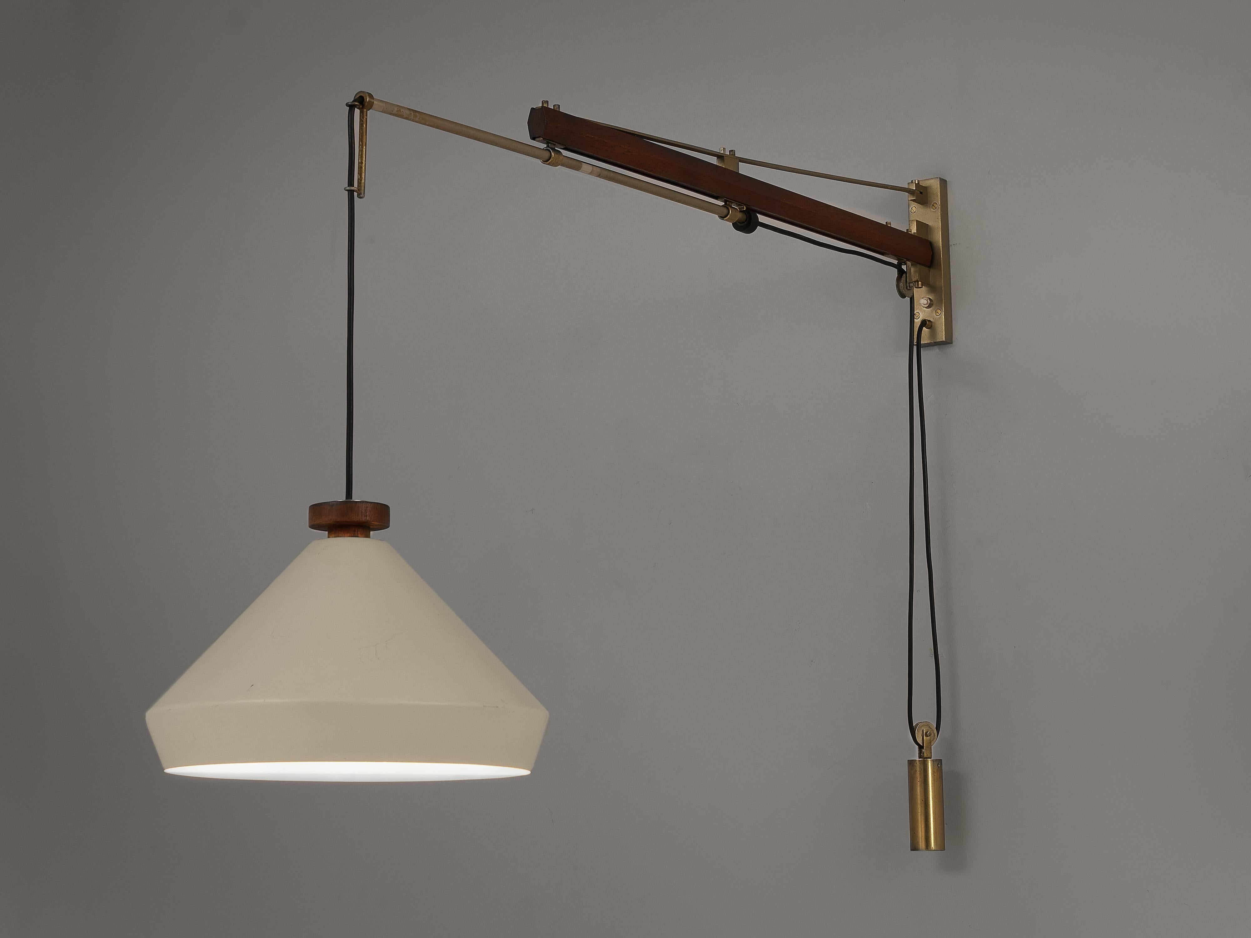 Tito Agnoli for O-Luce, wall light, white lacquered metal, teak, cord and brass, Italy, circa 1950. 

Impressive wall mounted light designed by Tito Agnoli, and manufactured by O-Luce in circa 1950. This lamp is made of teak, lacquered metal and