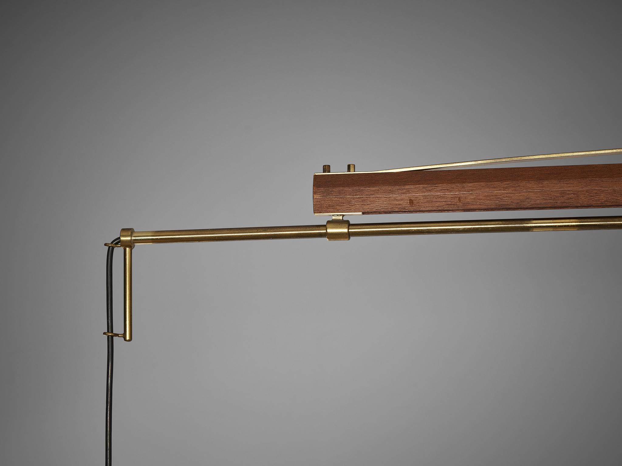 Tito Agnoli for O-Luce Wall Light in Teak and Brass For Sale 5