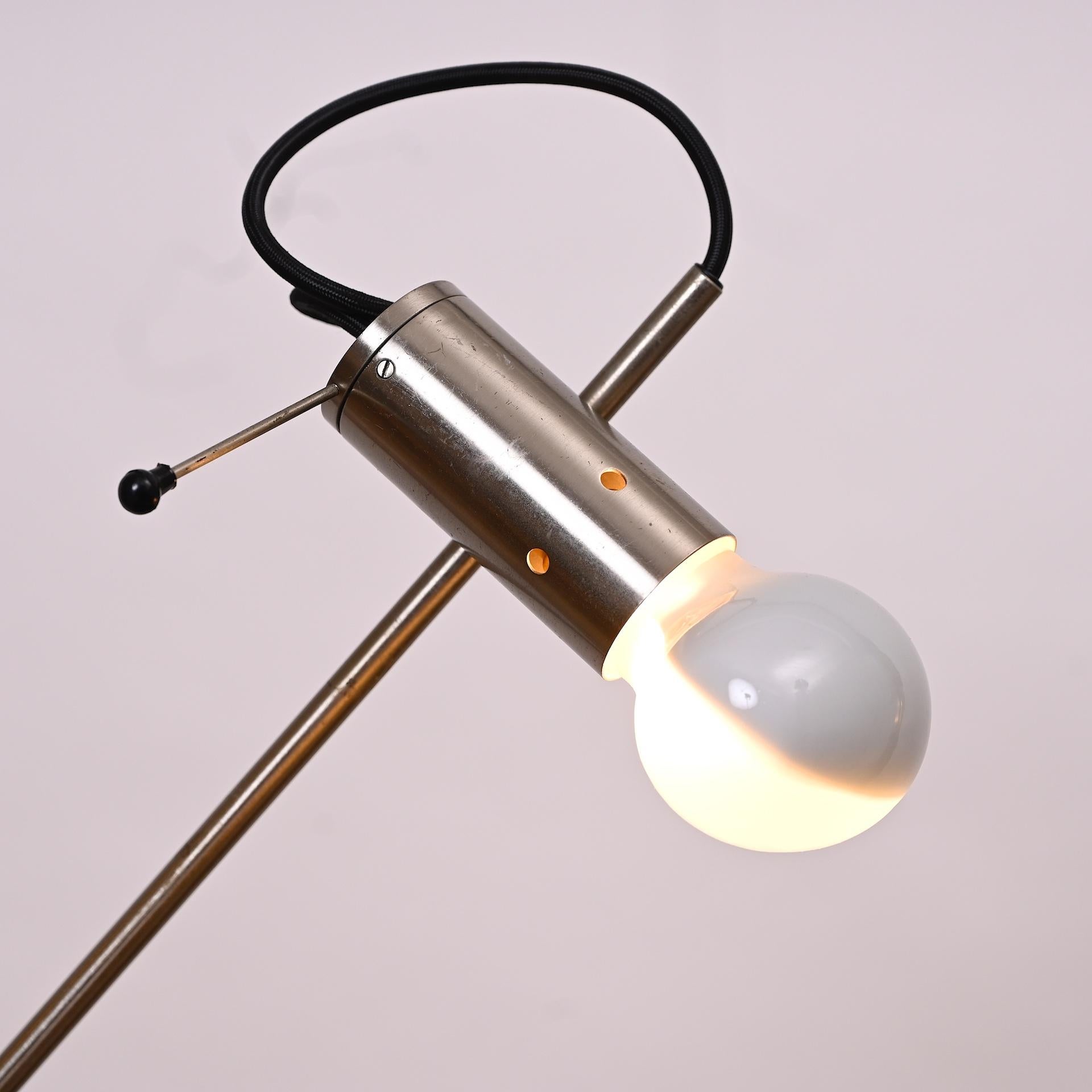 Mid-Century Modern Lampe de bureau Tito Agnoli pour Oluce Desk, vers 1954 en vente