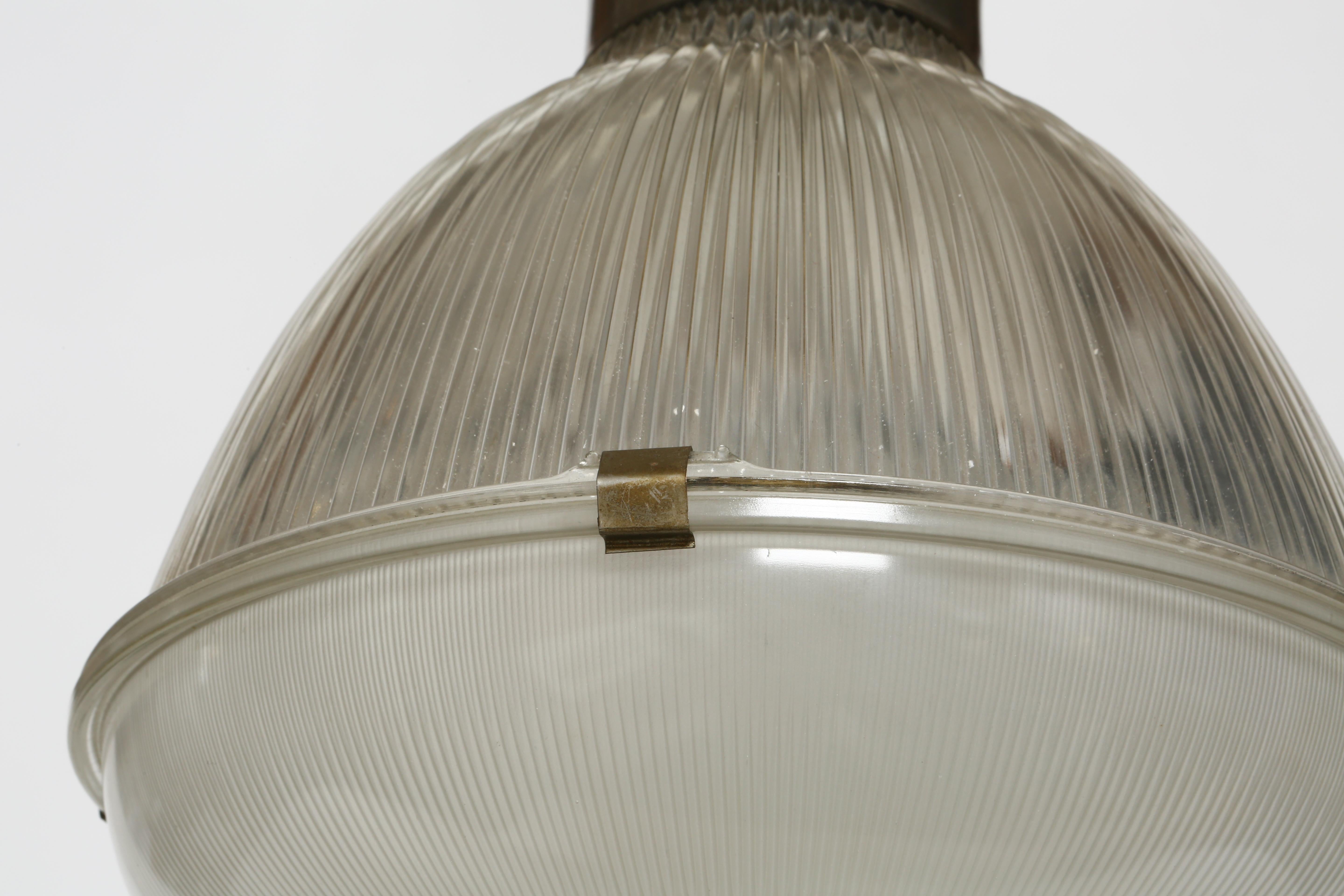 Lampe à suspension Tito Agnoli pour Oluce, modèle 4409 en vente 4