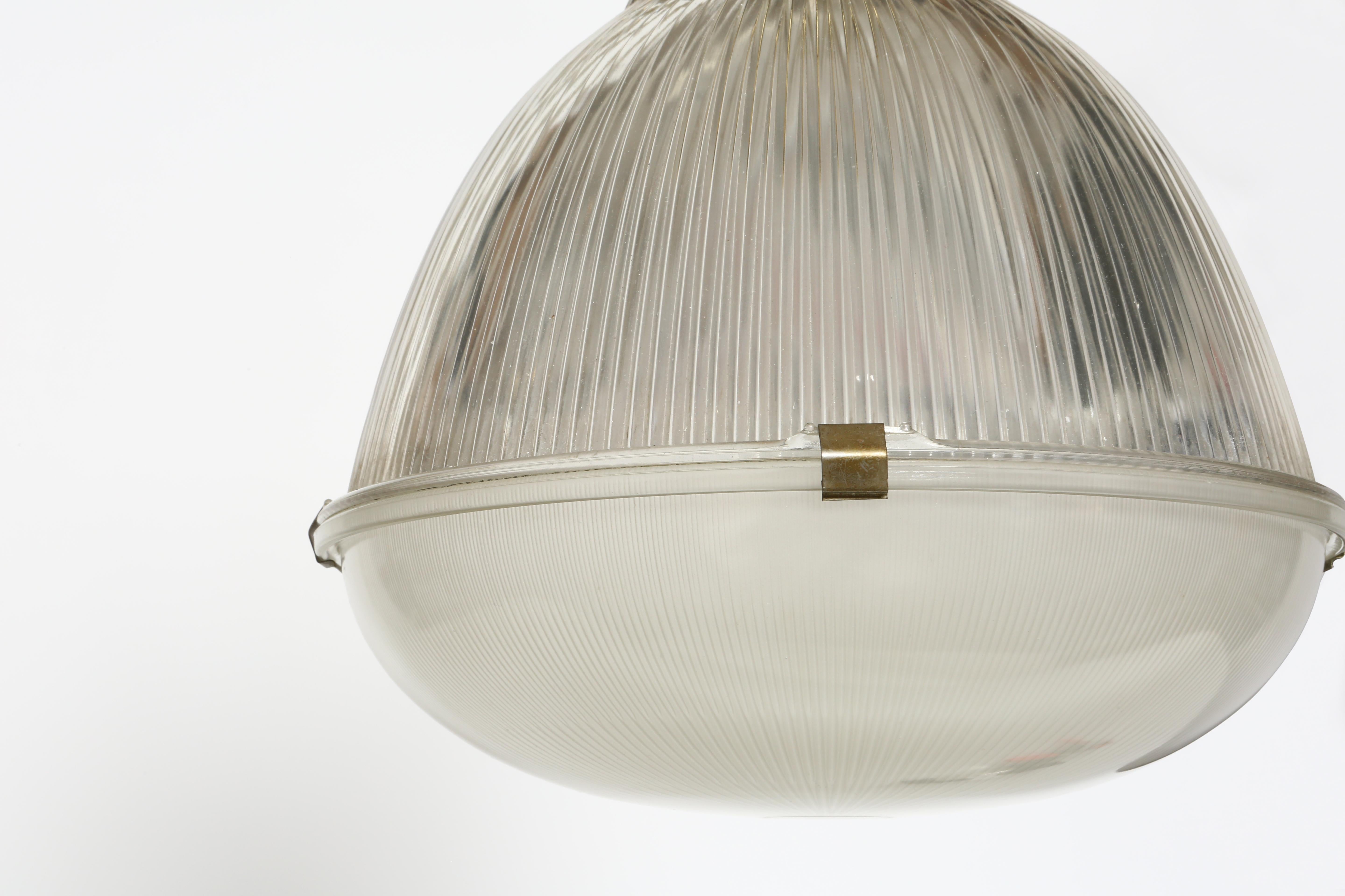 italien Lampe à suspension Tito Agnoli pour Oluce, modèle 4409 en vente
