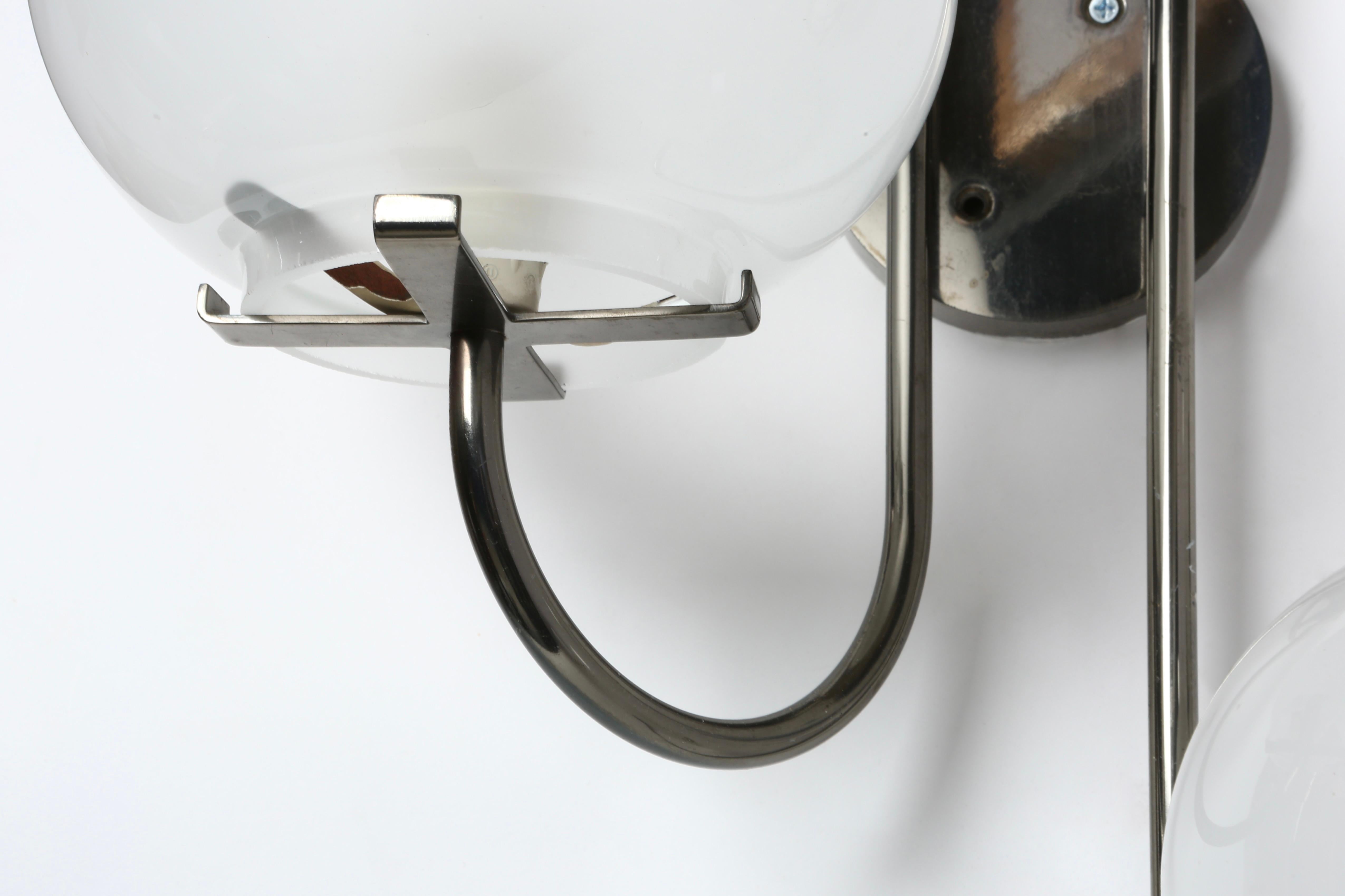 Tito Agnoli for Oluce sconces, a pair Italy circa 1960s in vendita 3
