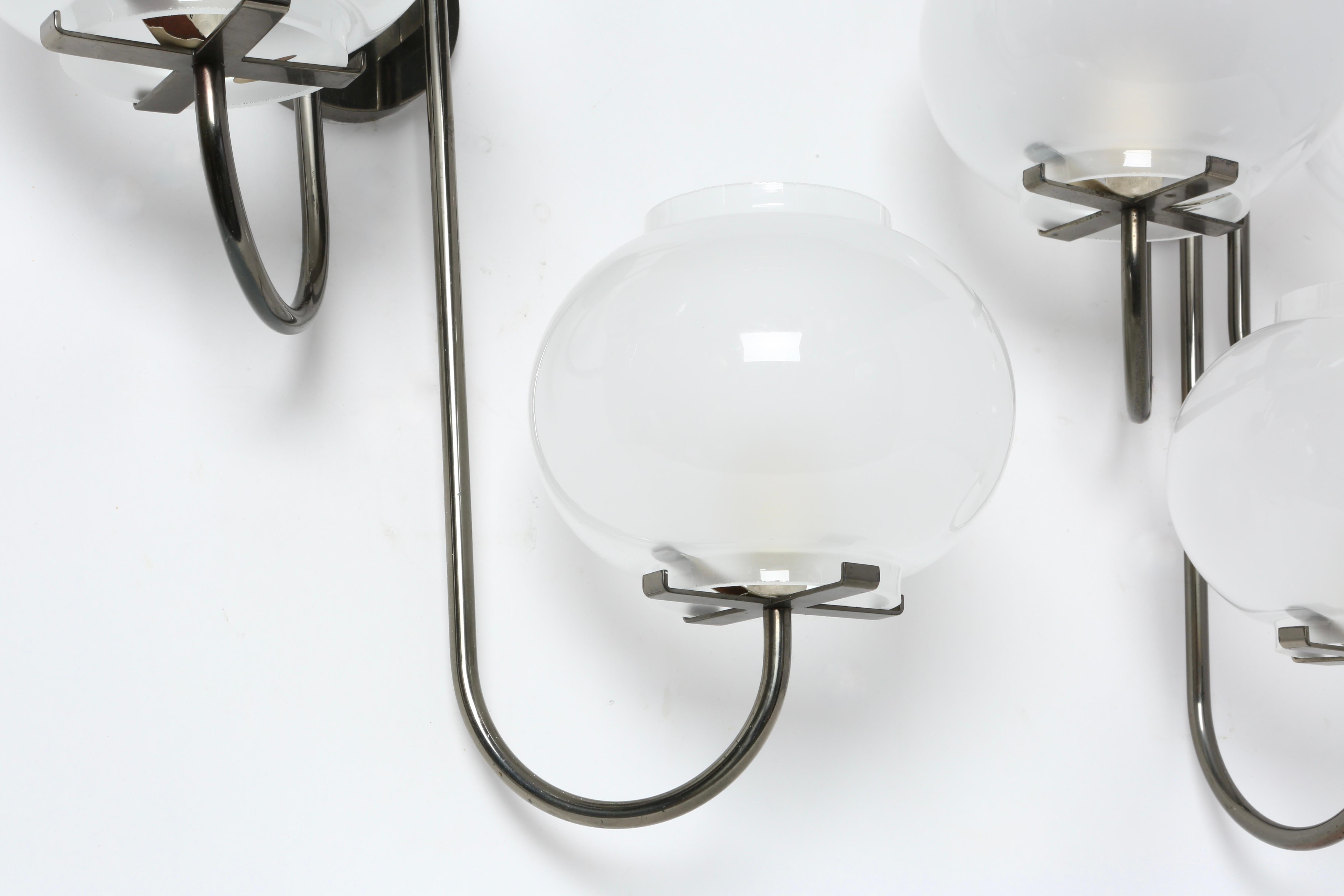 Tito Agnoli for Oluce sconces, a pair Italy circa 1960s in vendita 8