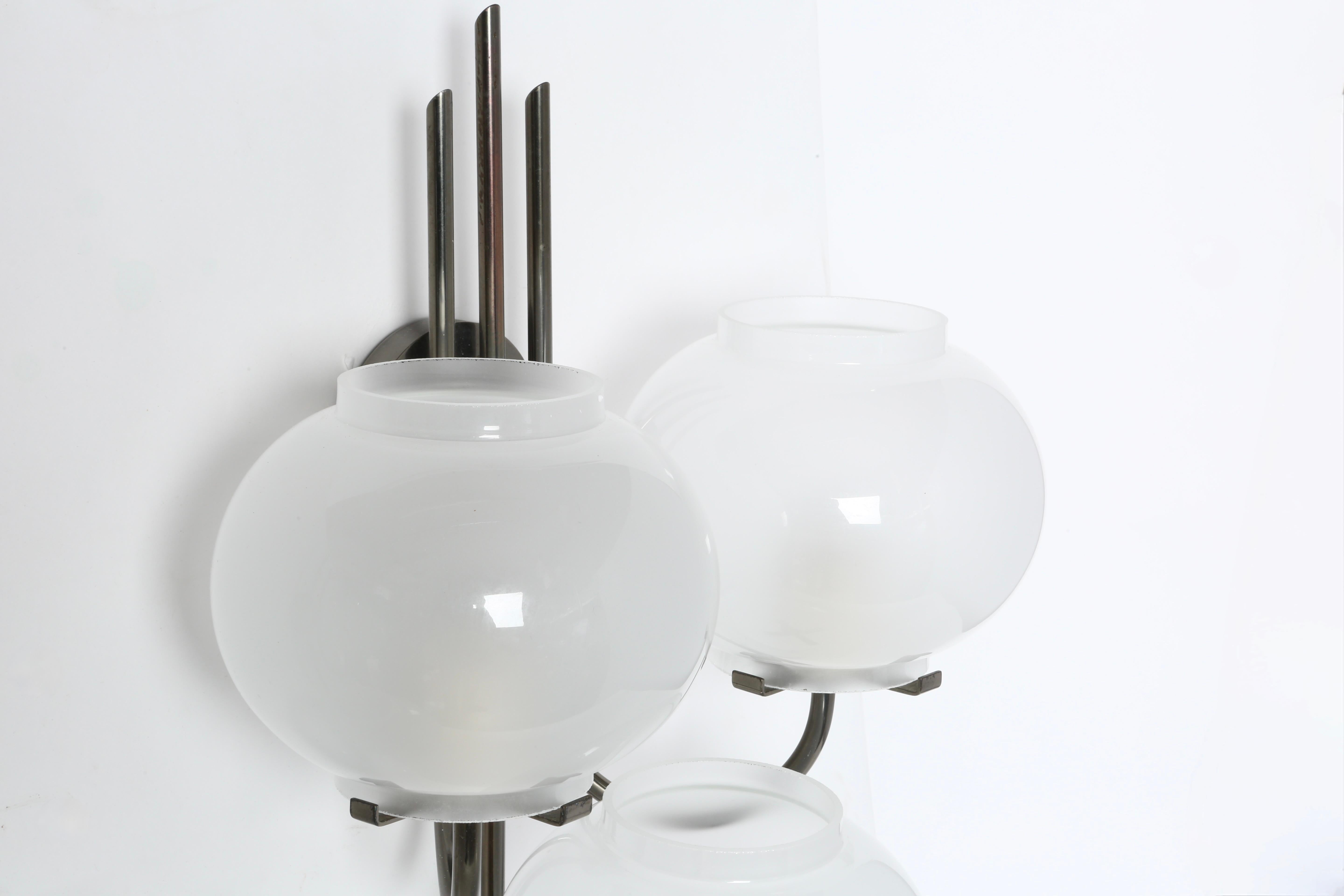 Tito Agnoli for Oluce sconces, a pair Italy circa 1960s in vendita 9