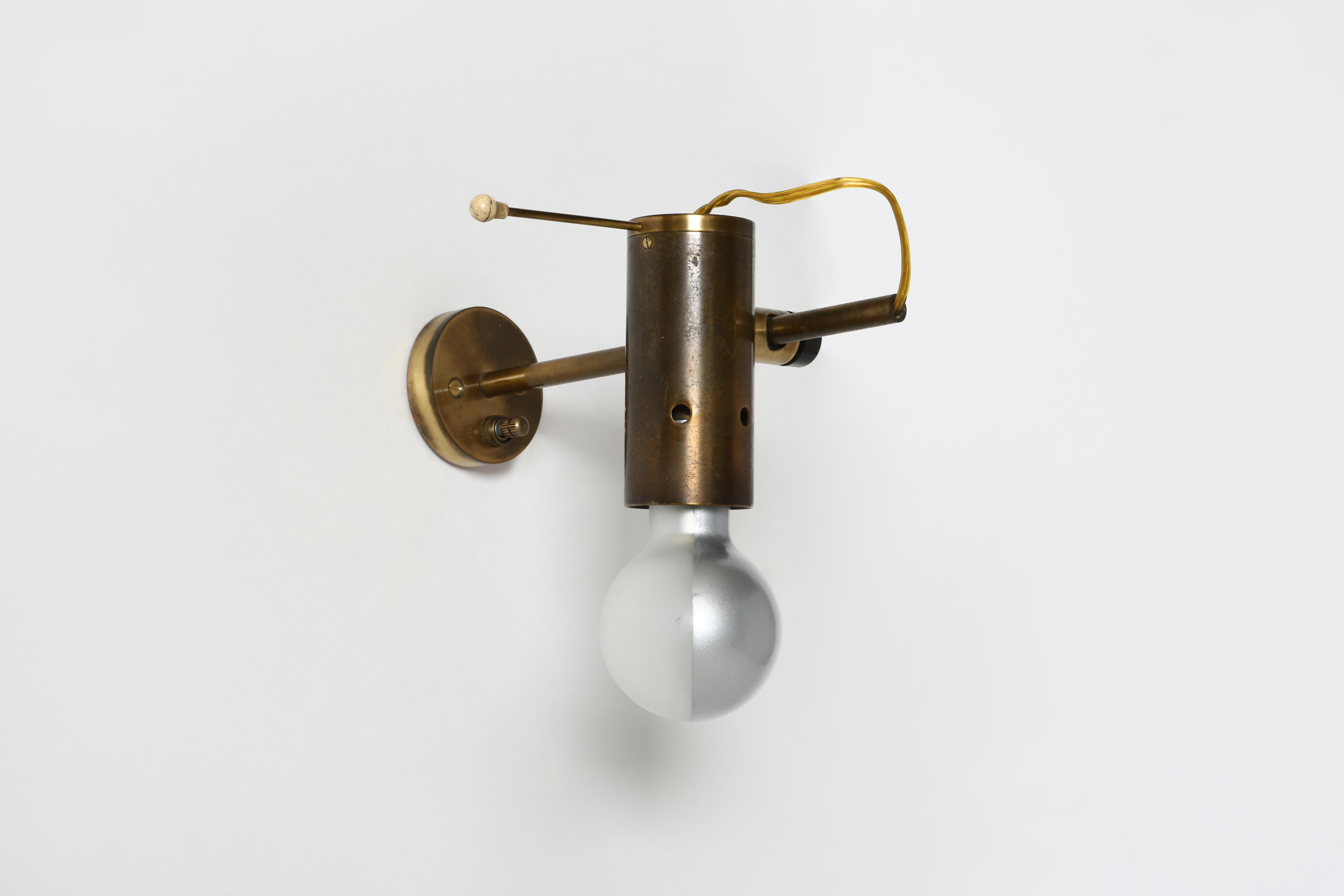 Tito Agnoli for Oluce Sconces Model 186, a set of 2 For Sale 3