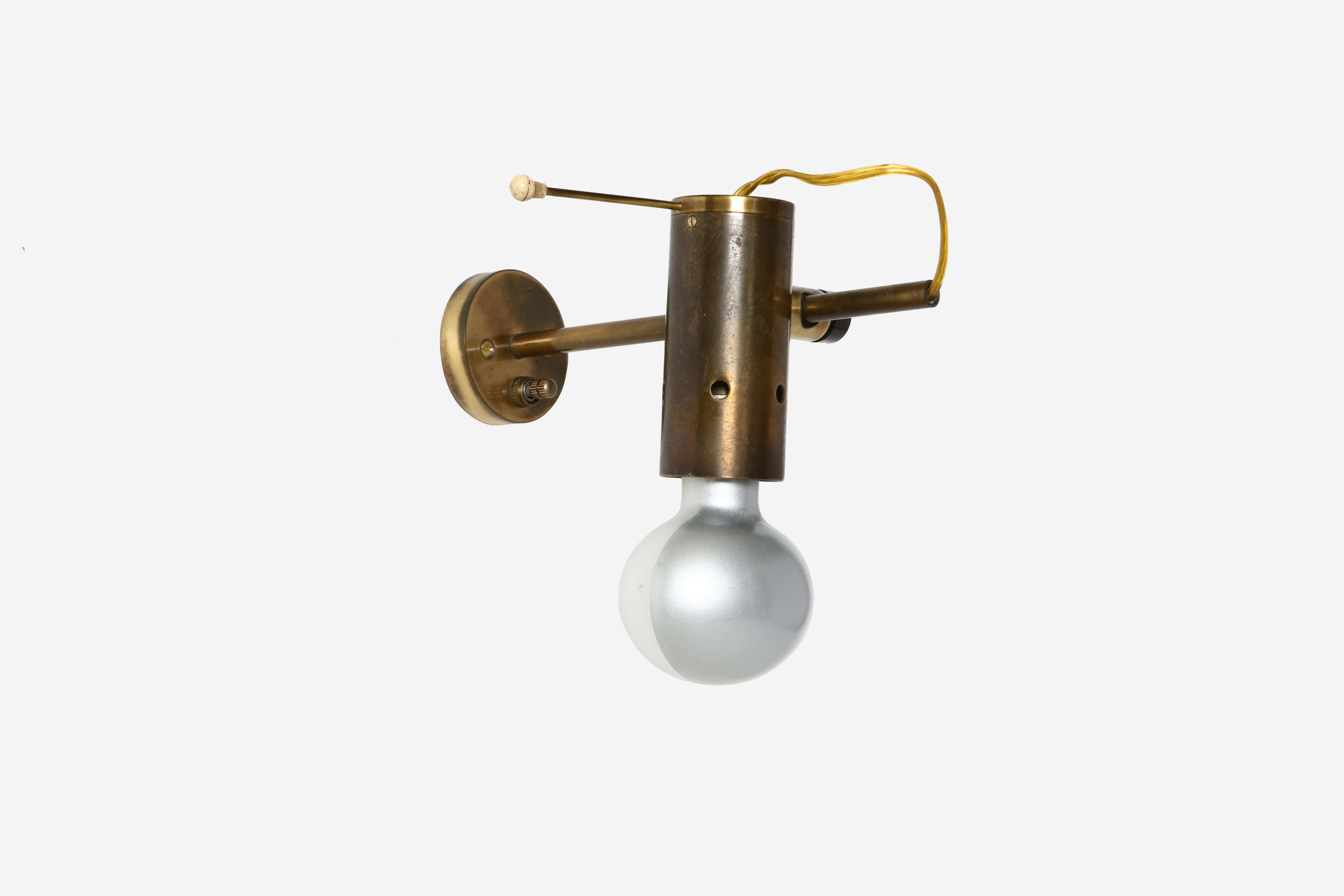 Tito Agnoli for Oluce Sconces Model 186, a set of 2 For Sale 5