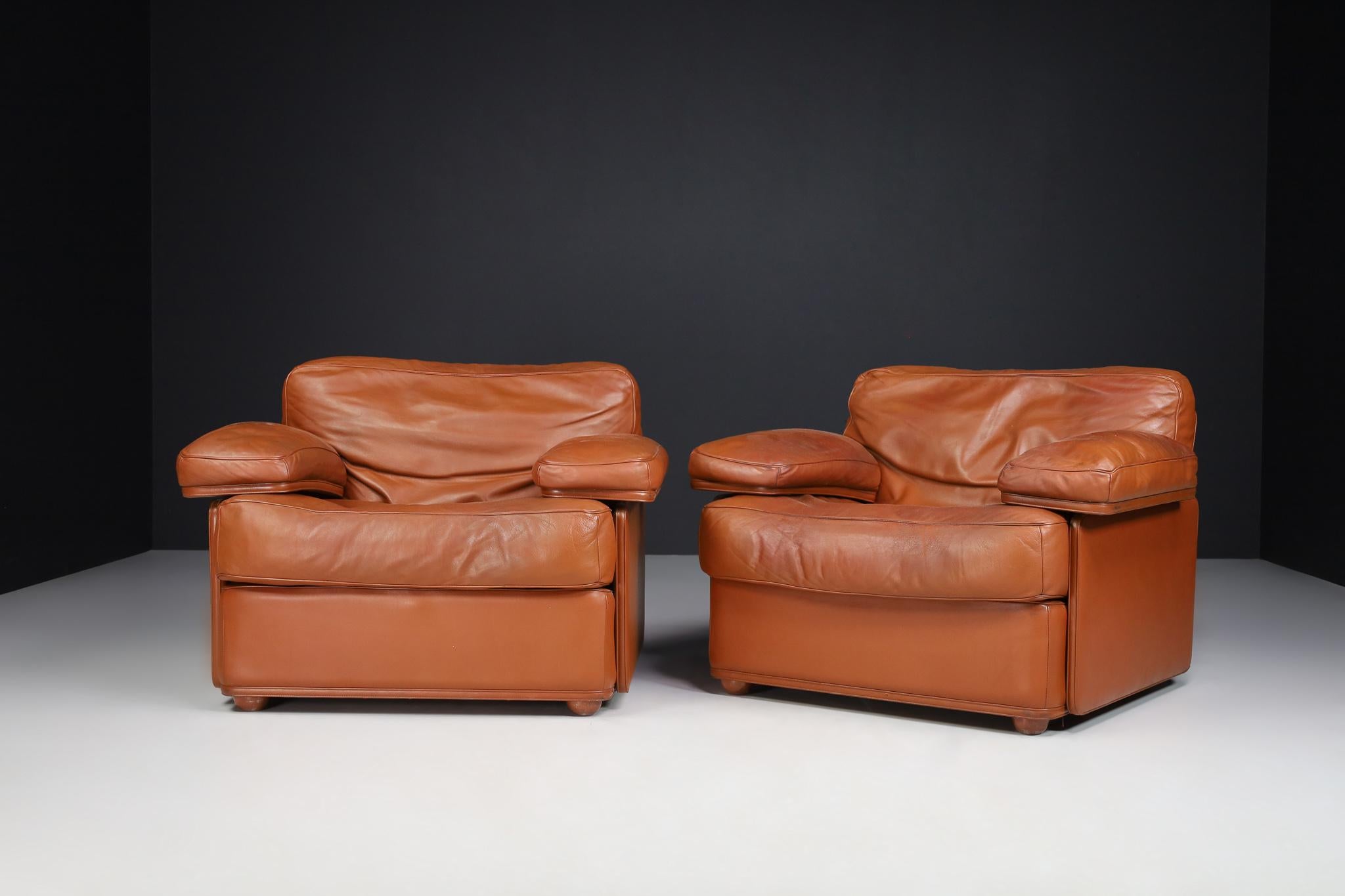 Tito Agnoli Für Poltrona Frau Leder Lounge Stühle von, Italien 1970er (Italienisch) im Angebot