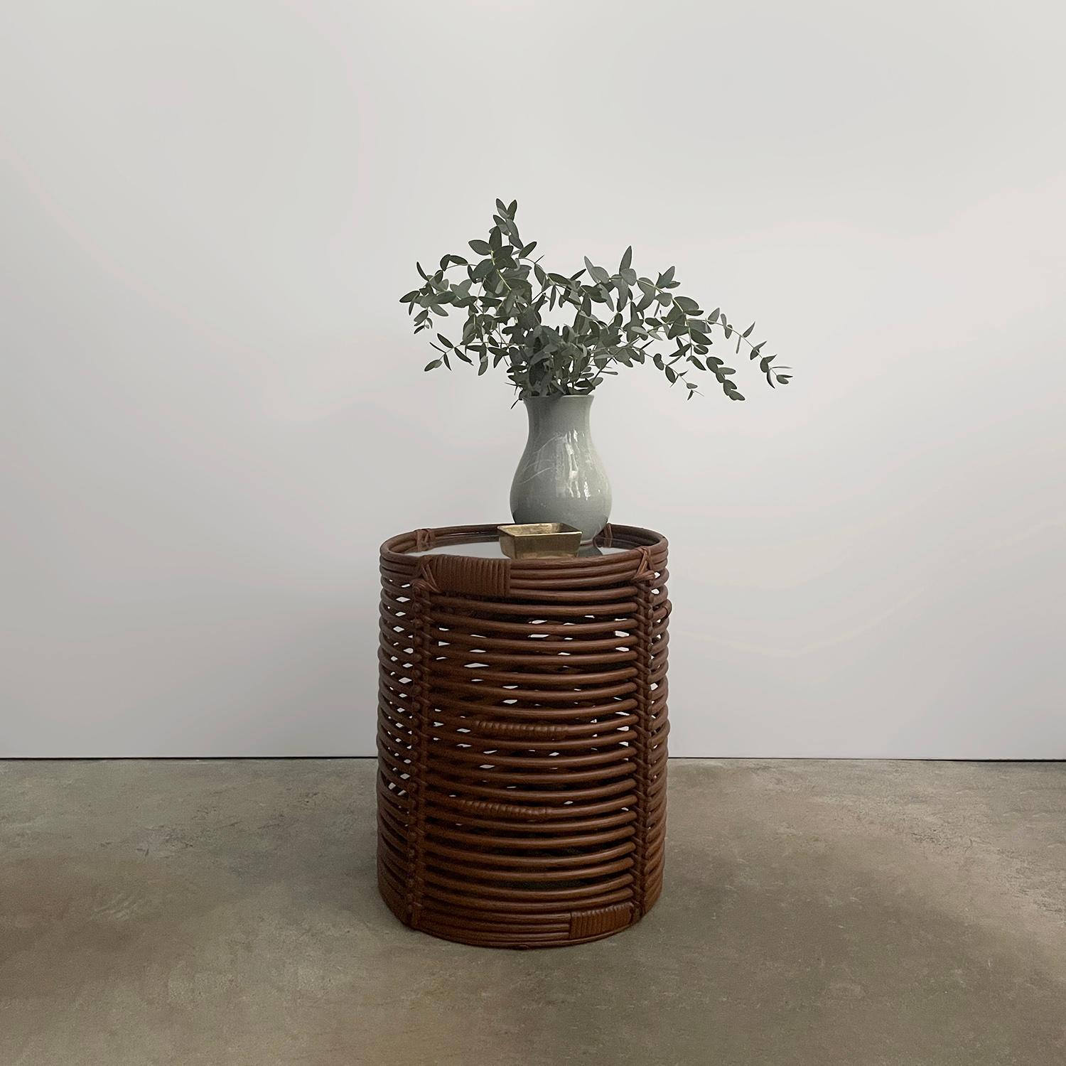 Tito Agnoli Italienischer Mid Century Beistelltisch aus Rattan und Bambus im Angebot 6