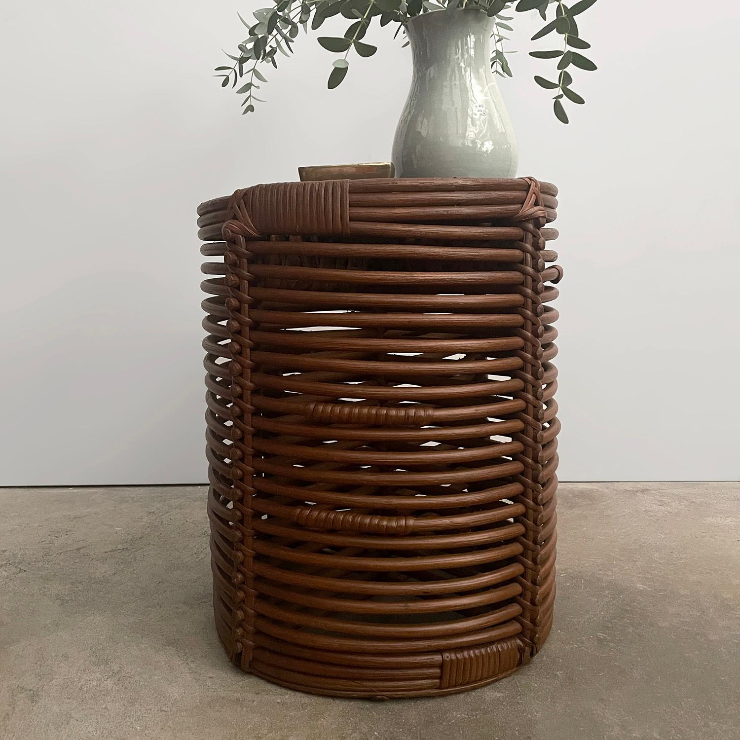 Tito Agnoli Italienischer Mid Century Beistelltisch aus Rattan und Bambus im Zustand „Gut“ im Angebot in Los Angeles, CA