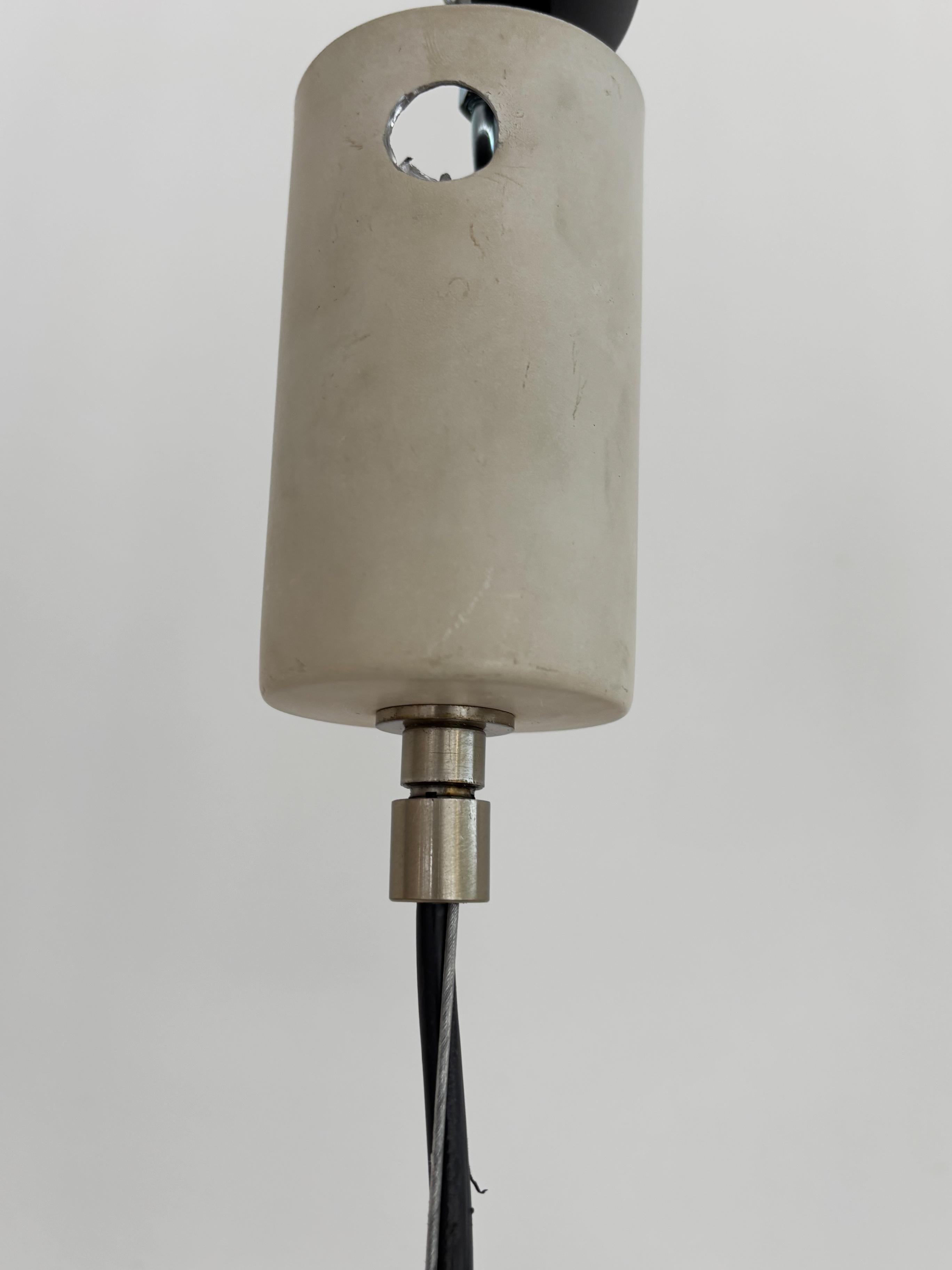 Lampade a sospensione in metallo e vetro di Tito Agnoli per Oluce, 1959 in vendita 7