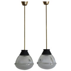 Tito Agnoli Italian Midcentury Modern Glass Pendant Lamps for Oluce, 1950s