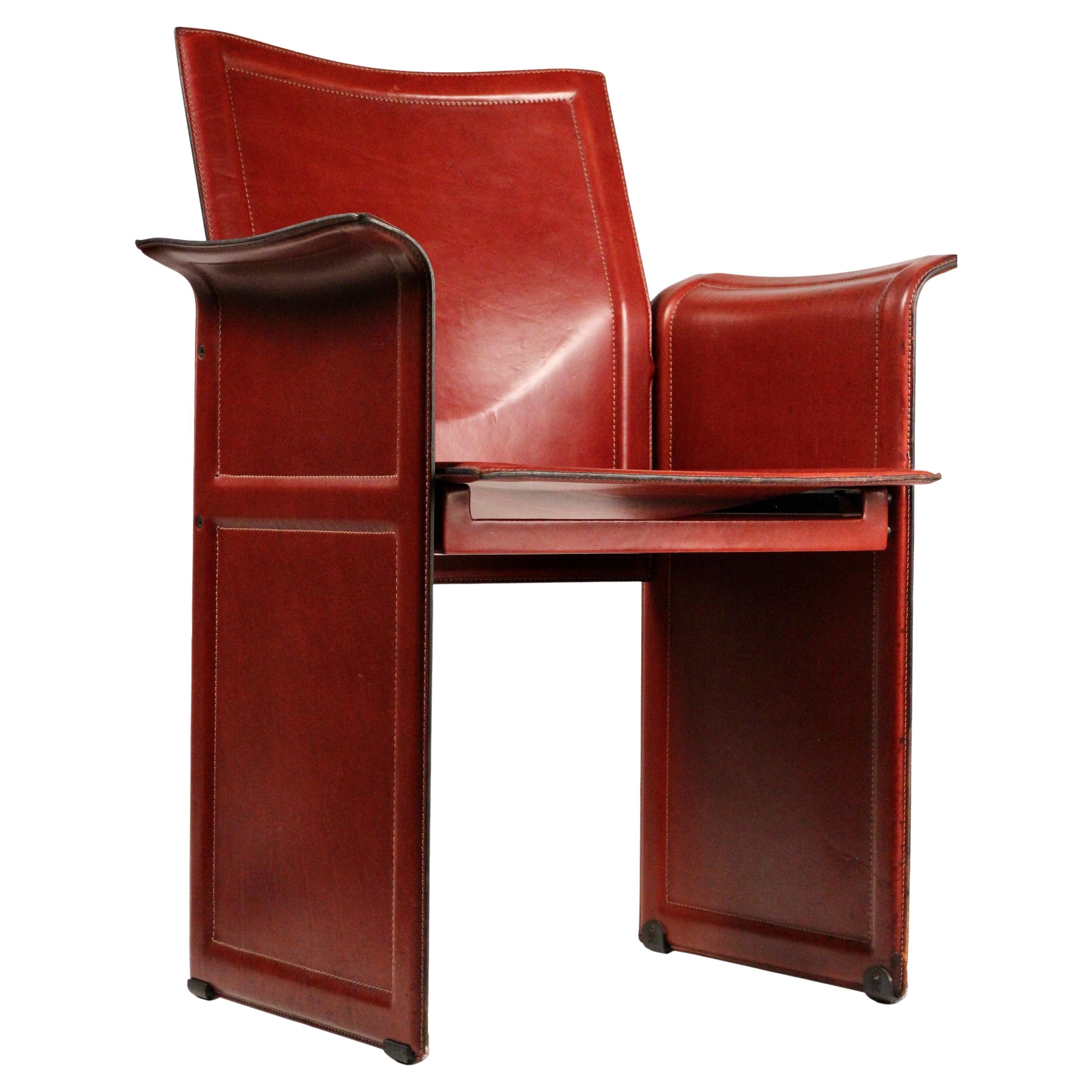 Silla de cuero Korium Tito Agnoli (años 70) de Matteo Grassi - Postmodernismo italiano