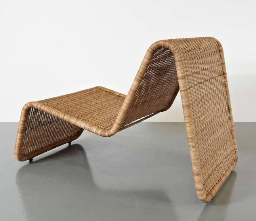Lounge chairs, model P3, designed by Tito Agnoli, circa 1960, manufactured by Pierantonio Bonacina in Italy.

Tubular lacquered steel frame, woven wicker, modular system model that might be used for indoors and outdoors.

Both in original